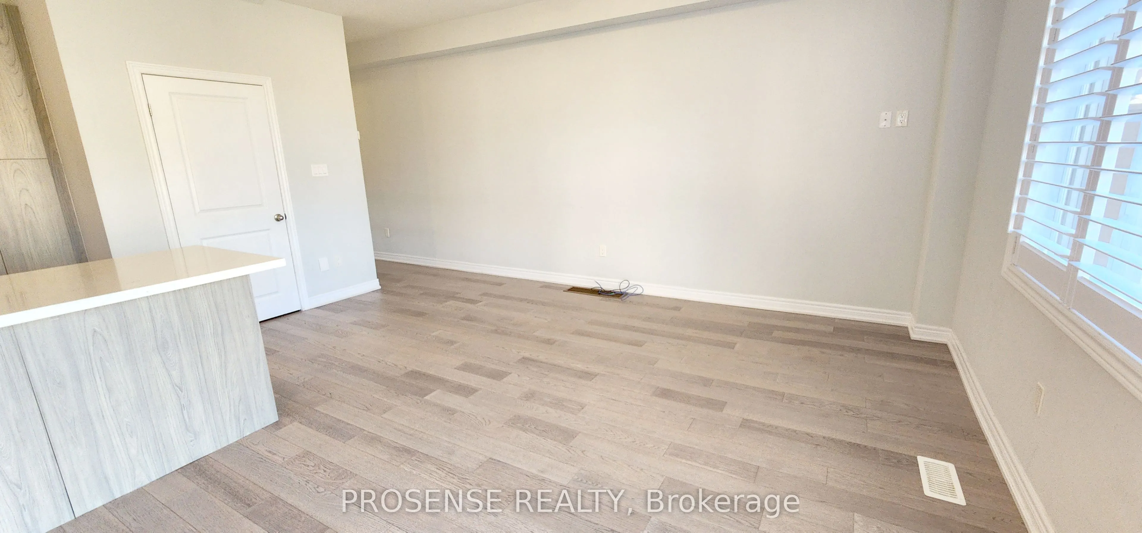 10 pinot Crescent