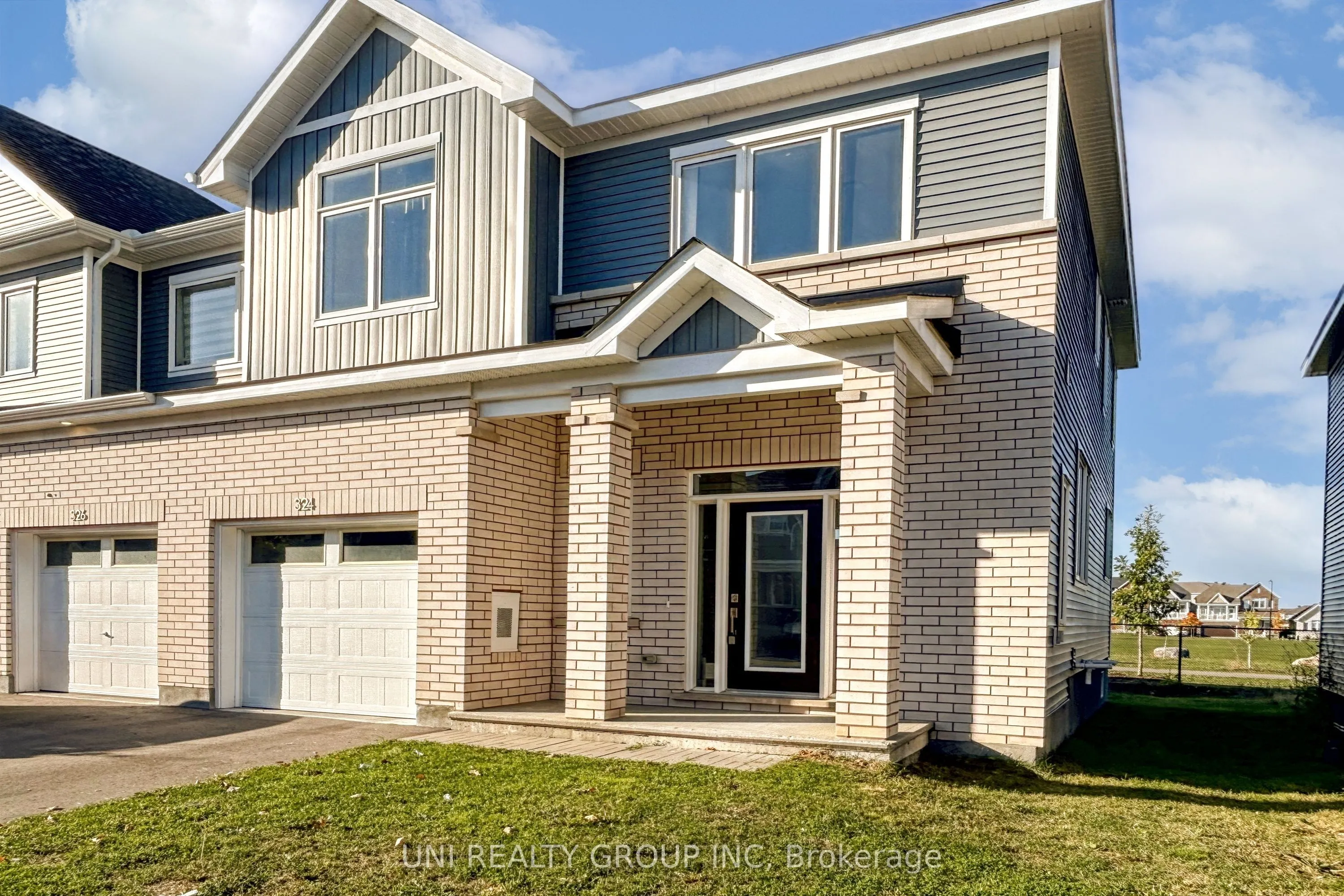 324 CANADENSIS Lane