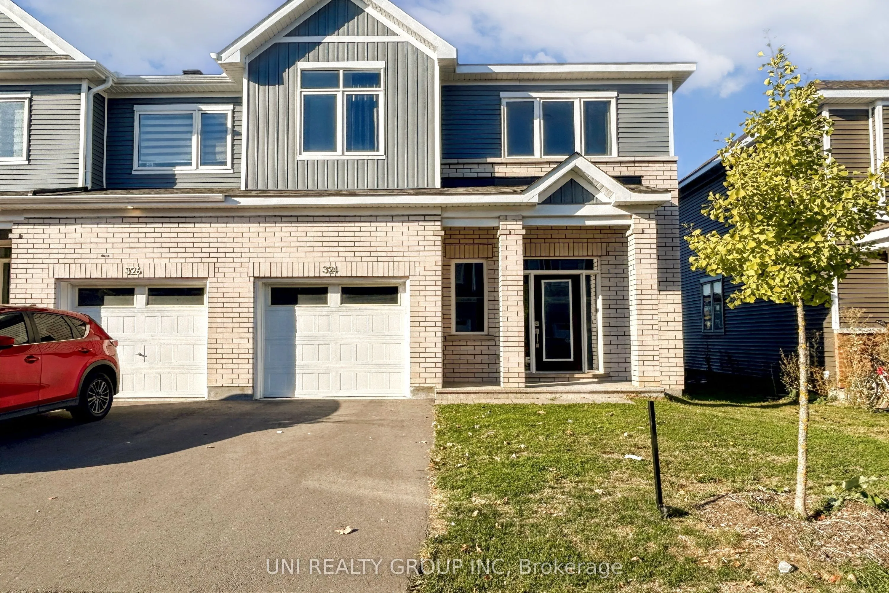 324 CANADENSIS Lane
