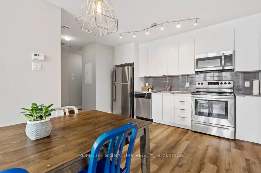 305 Rideau Street, #815