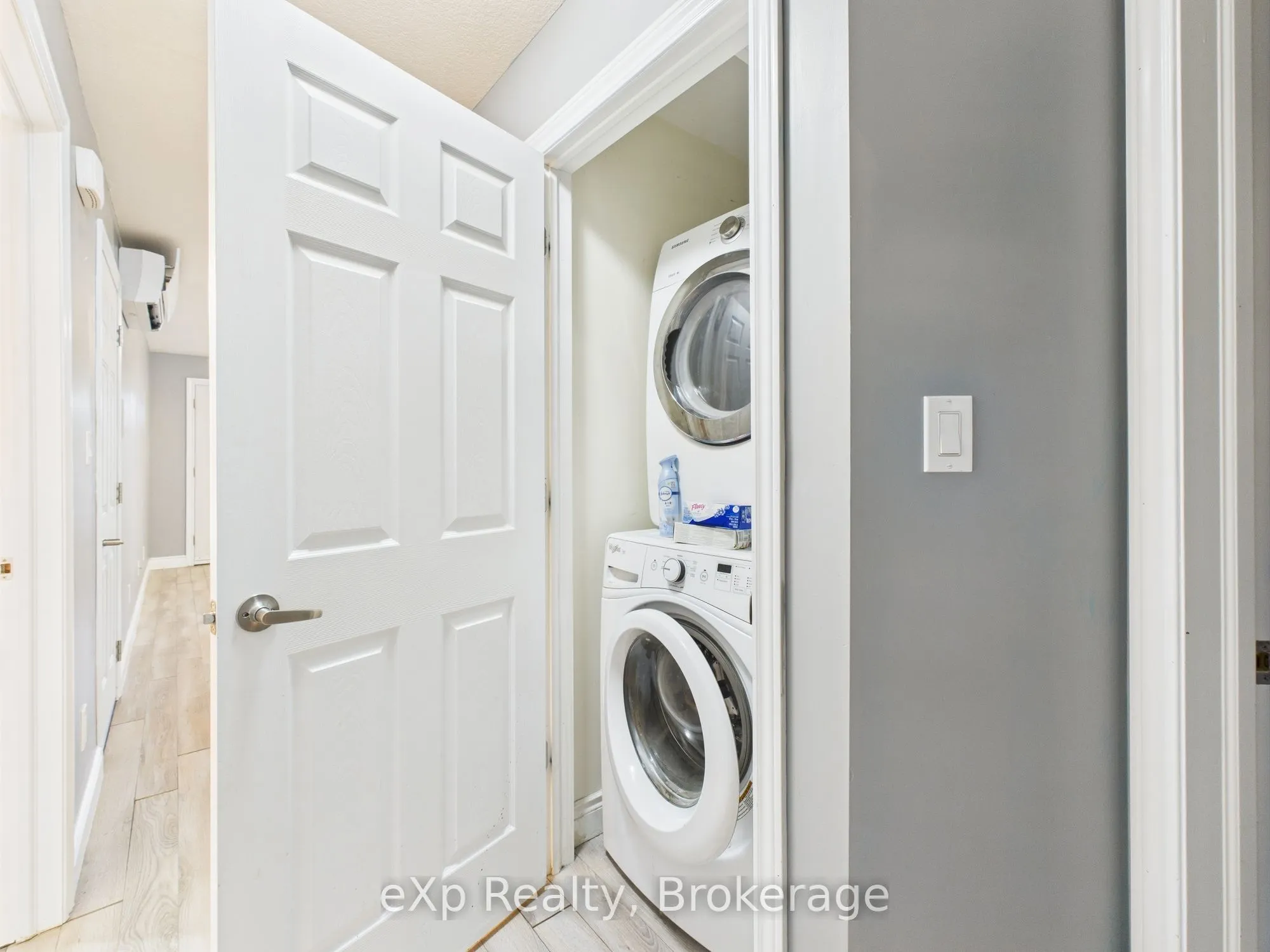55 Regent Street S, #3