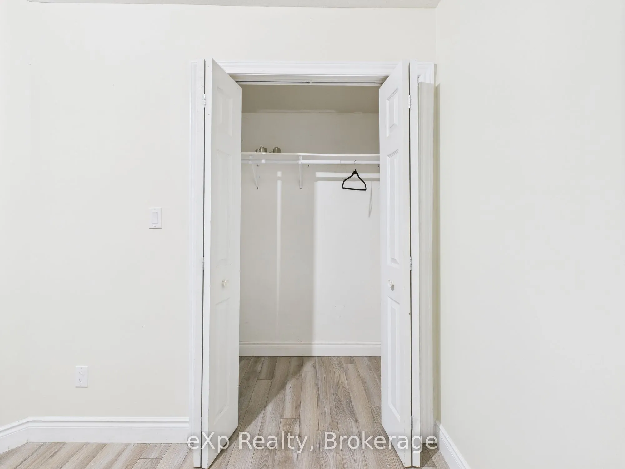 55 Regent Street S, #3