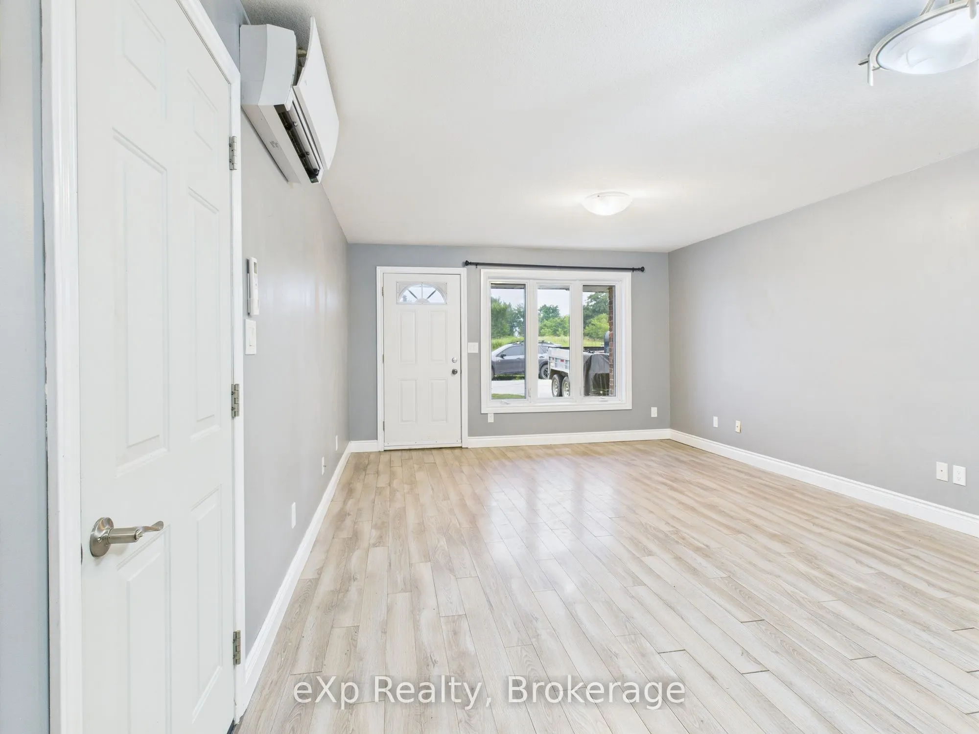 55 Regent Street S, #3