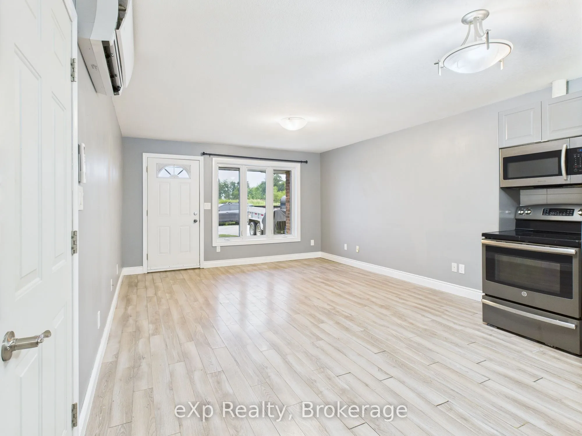 55 Regent Street S, #3