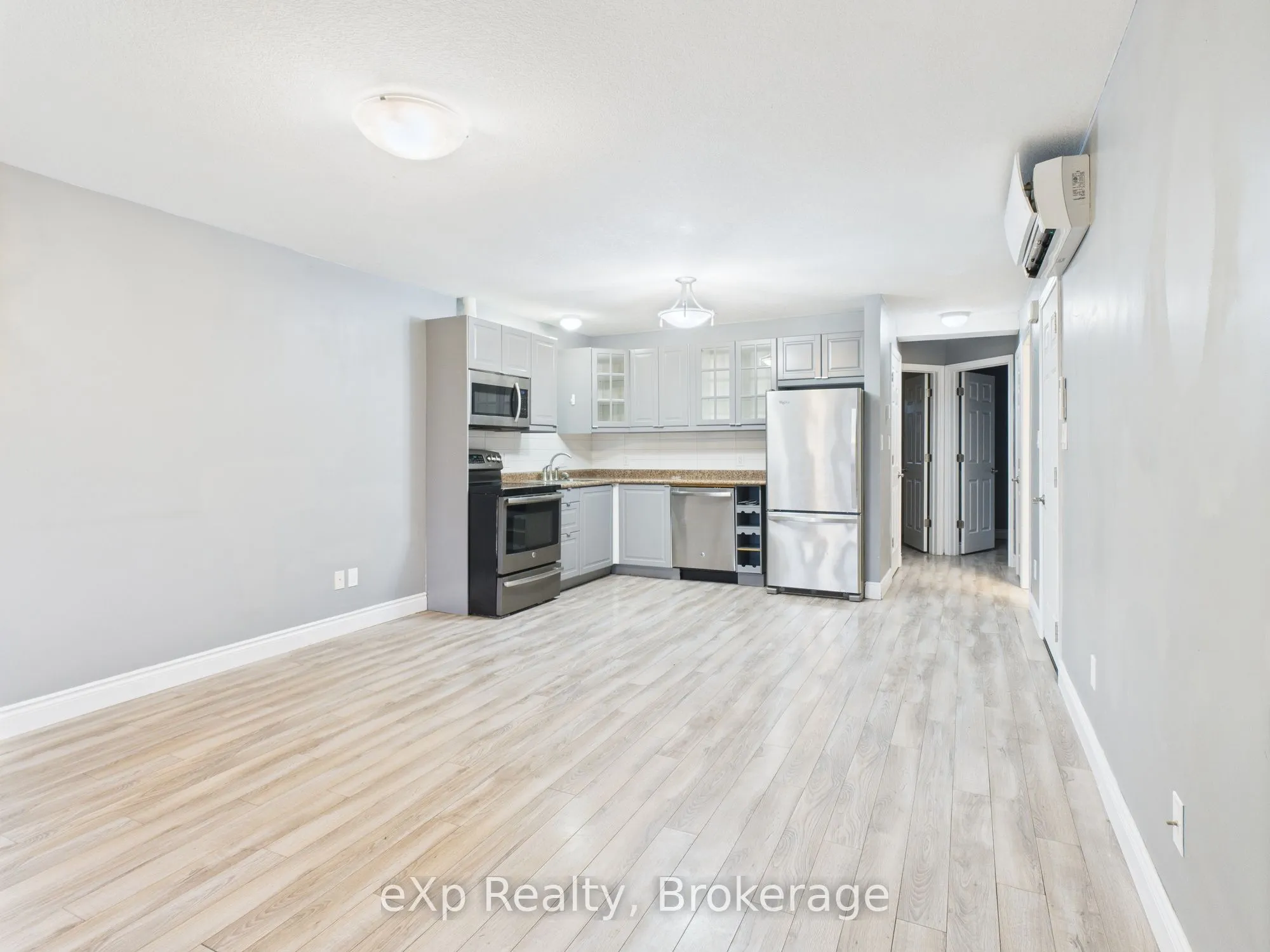 55 Regent Street S, #3