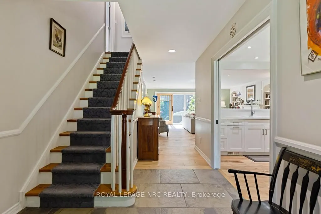 7 Christopher Street