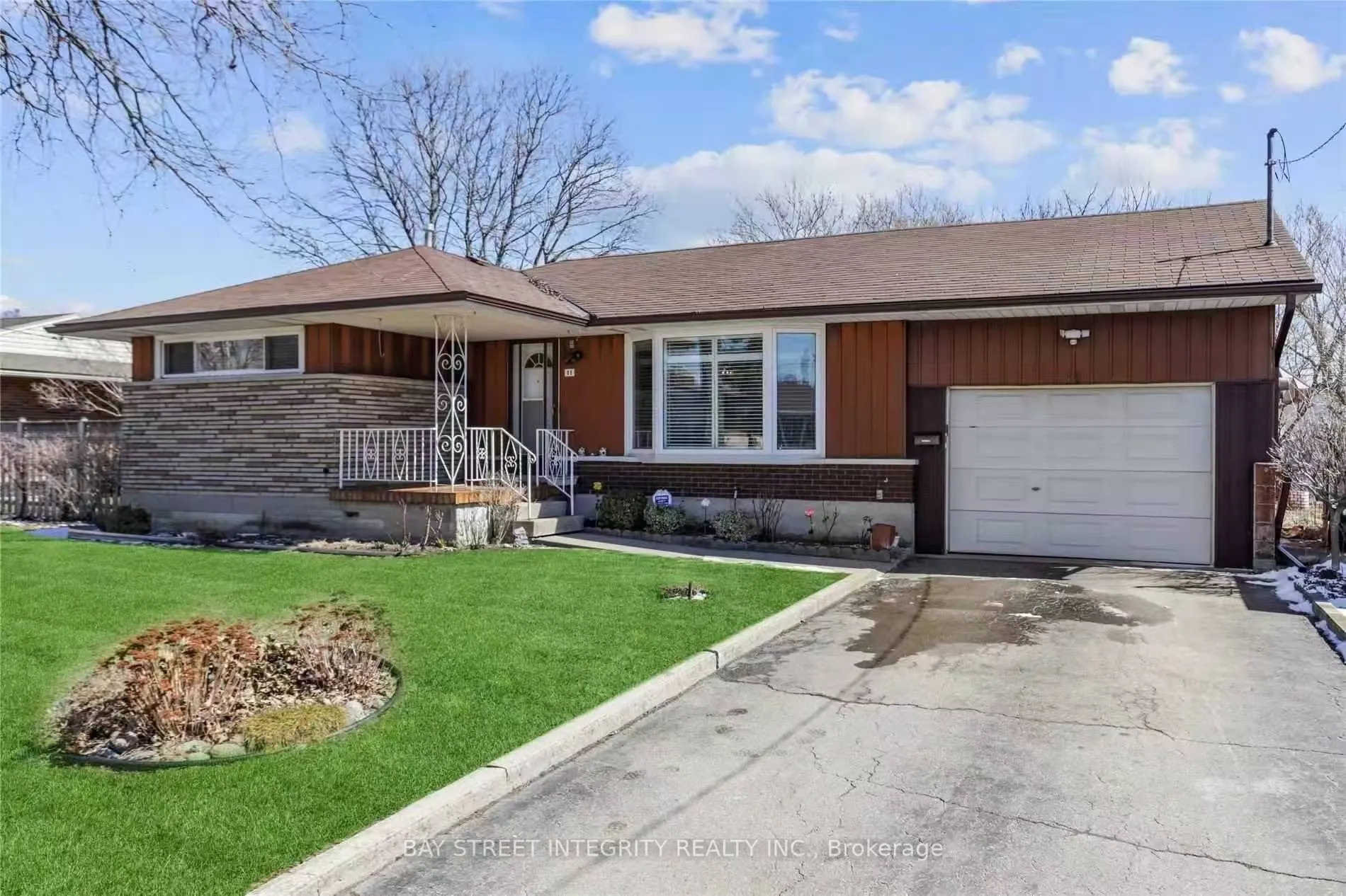 11 Southill Drive