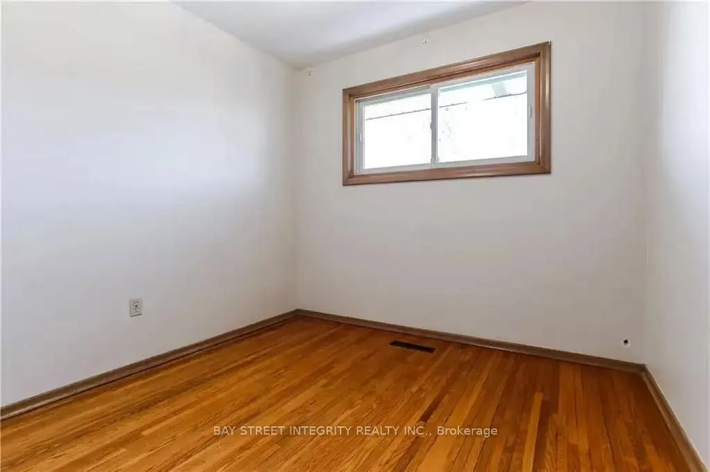 11 Southill Drive