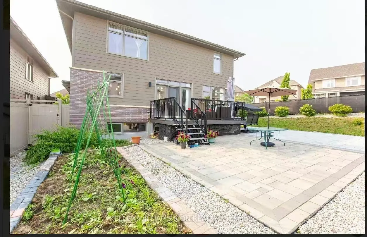 611 Gabriola Way