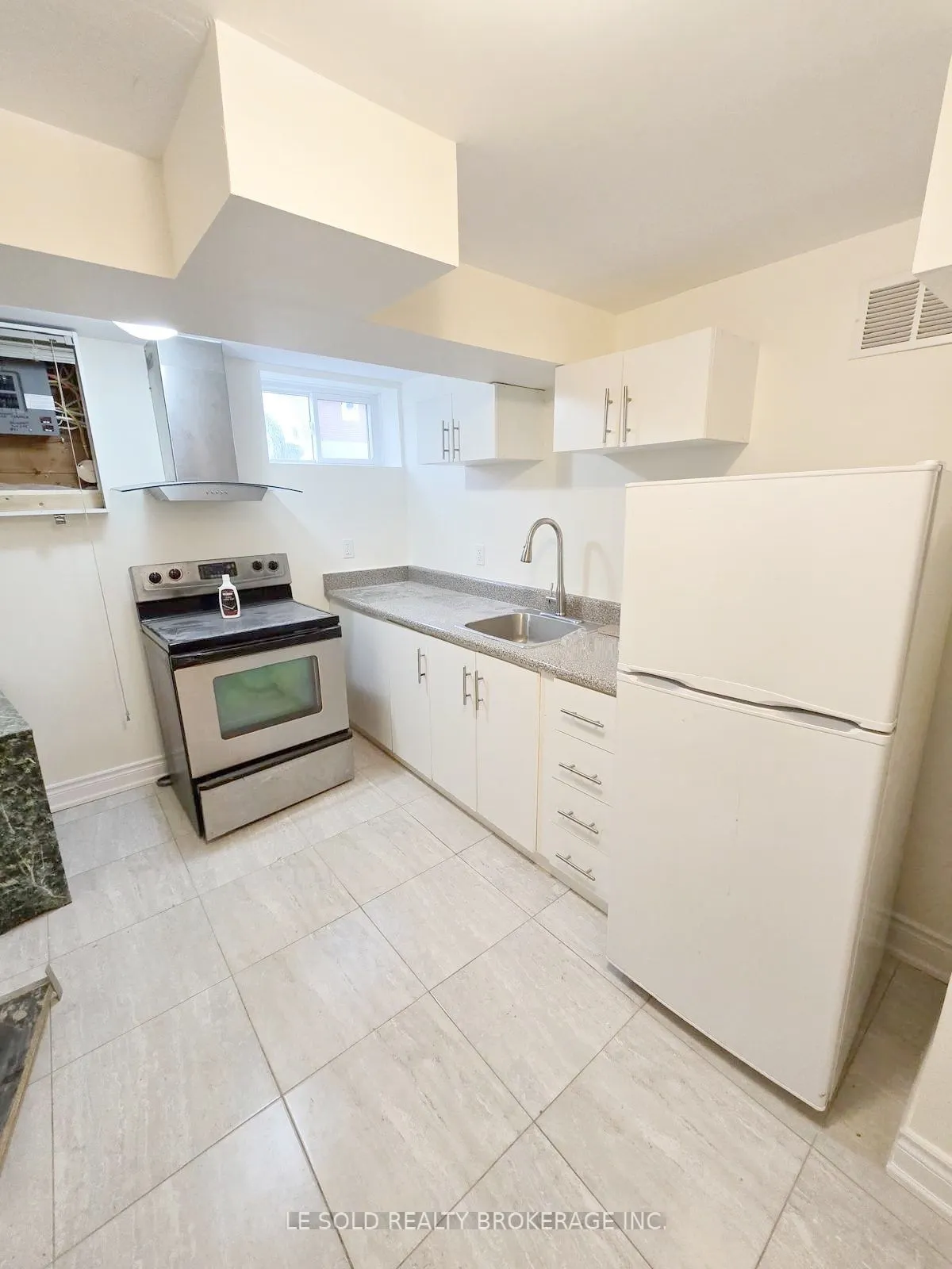 130 Leland Street, #Bsmt Room