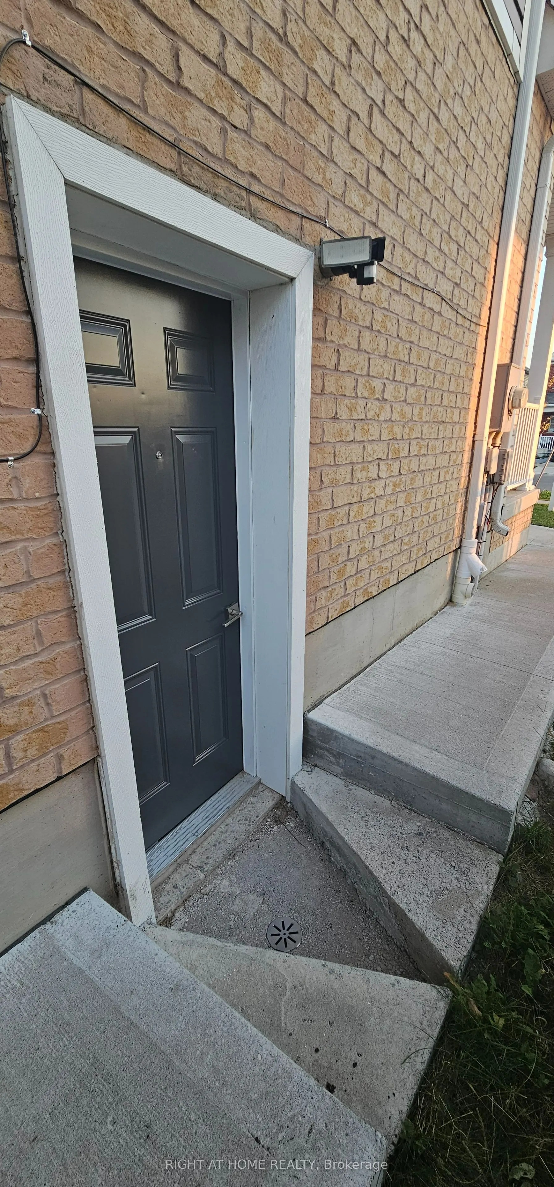 55 Watermill Street