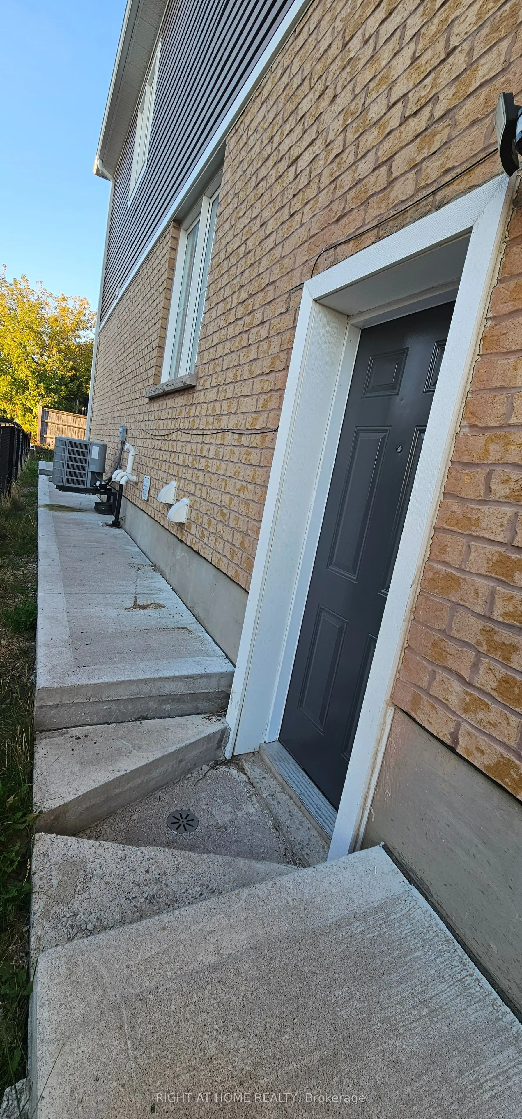55 Watermill Street