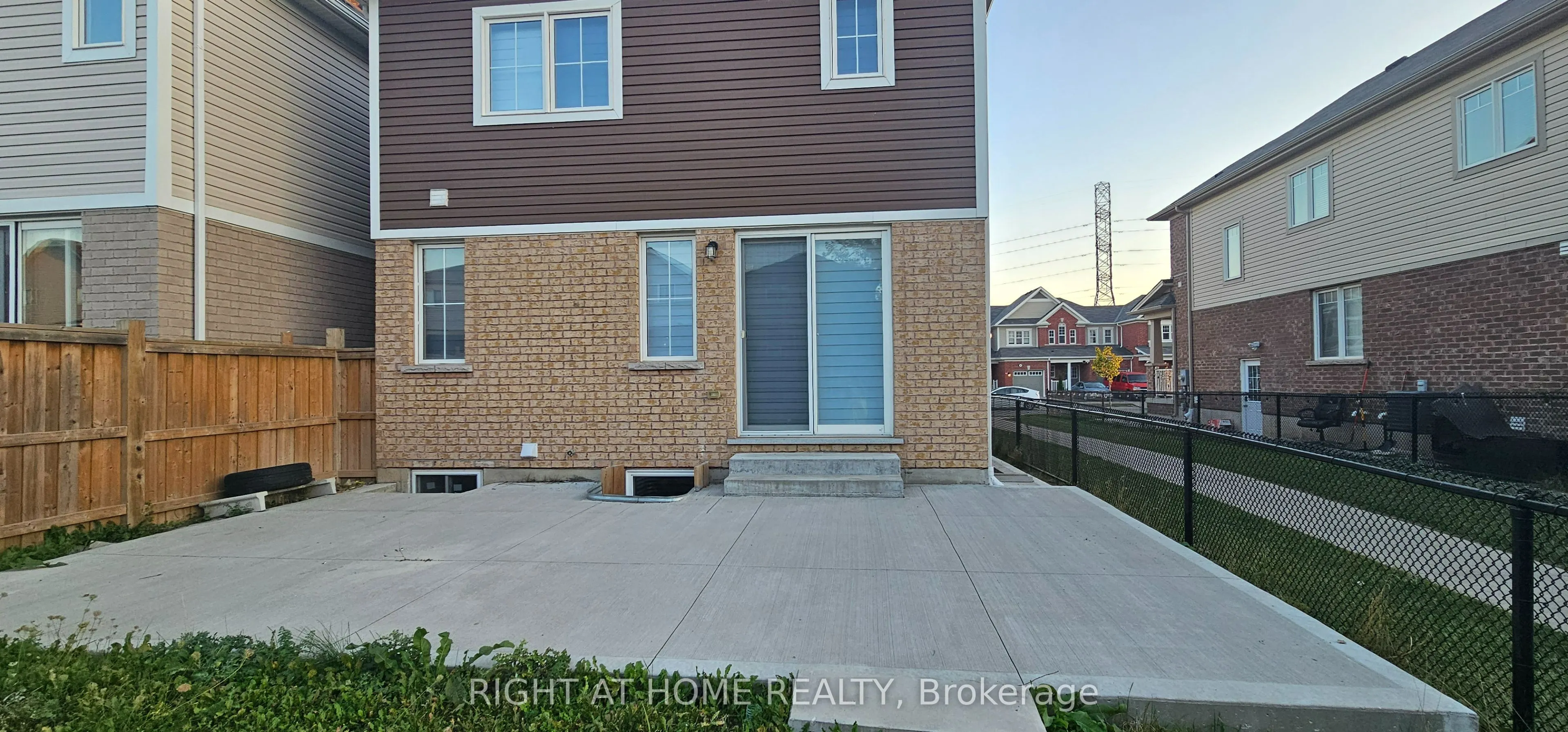 55 Watermill Street