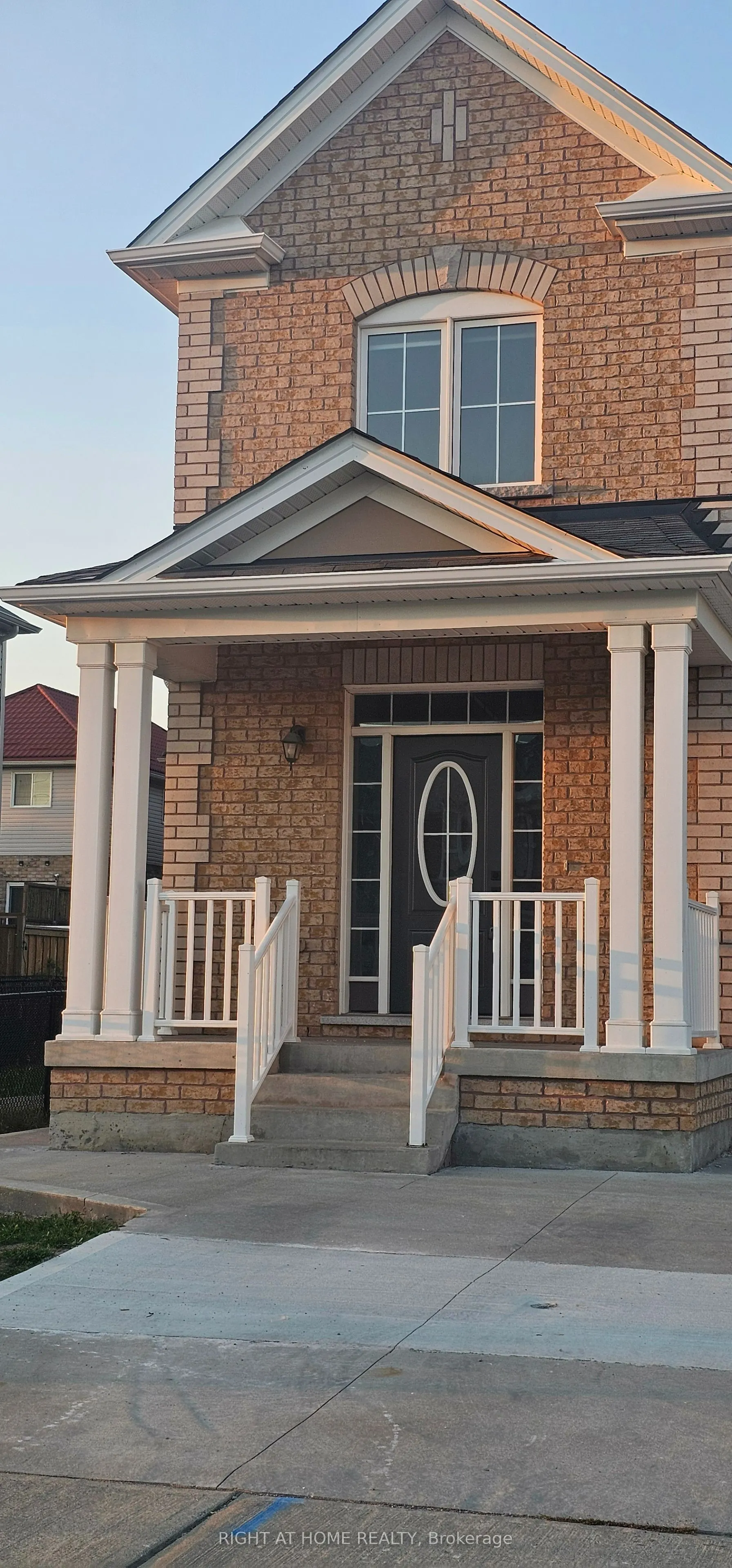 55 Watermill Street
