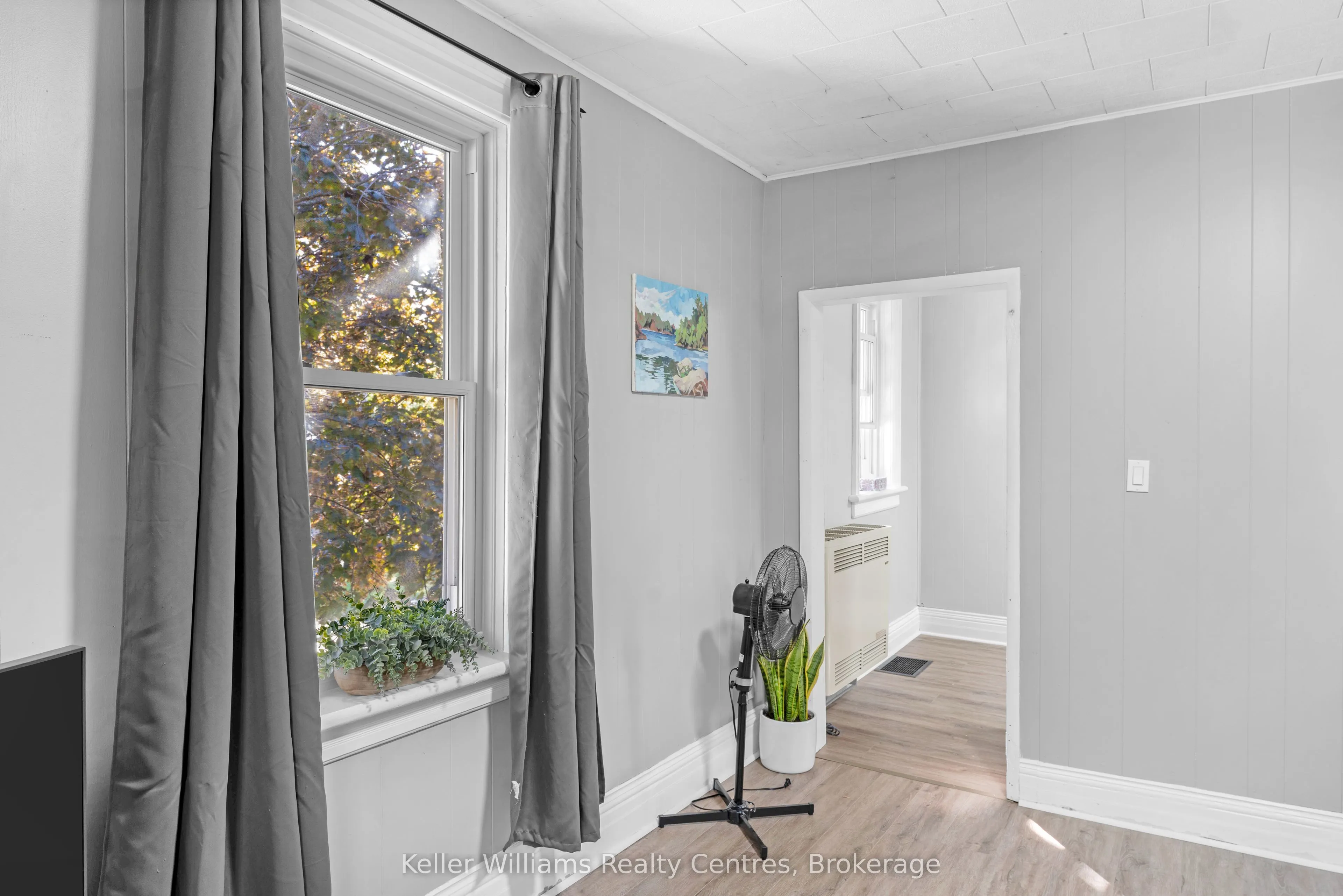 502 & 504 9th Street W