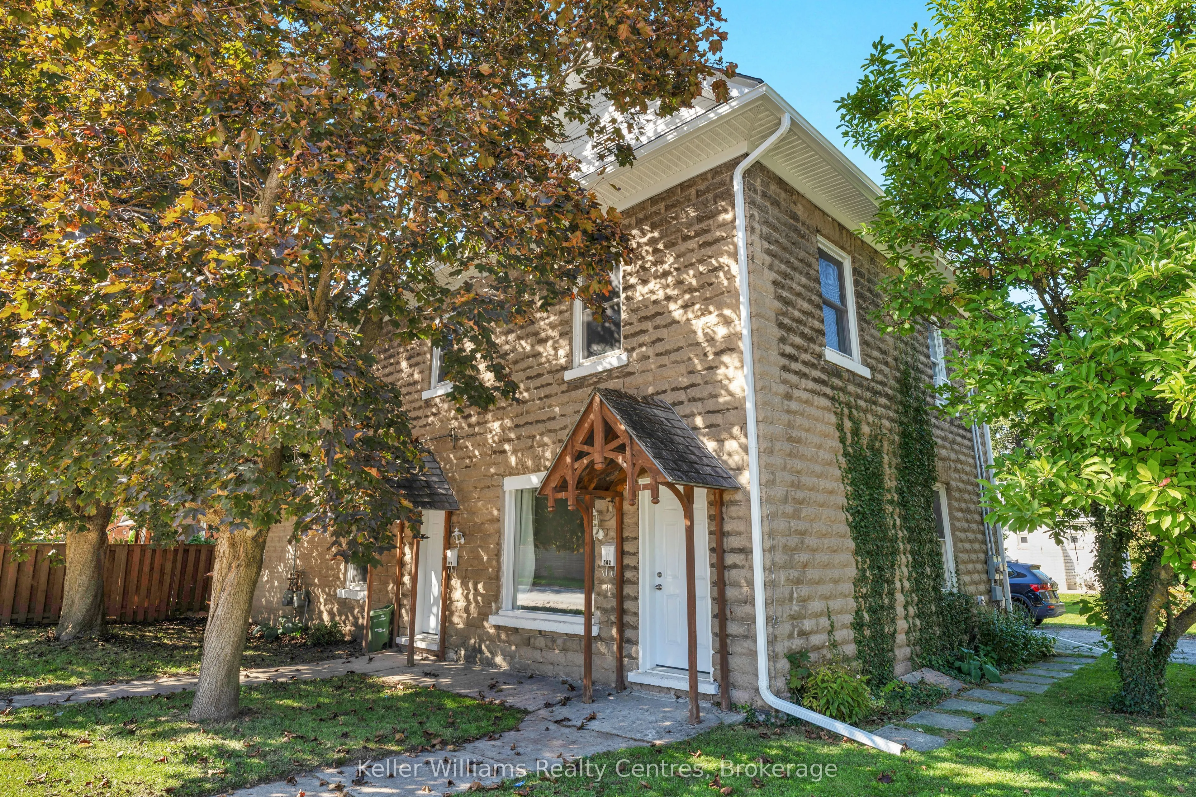 502 & 504 9th Street W