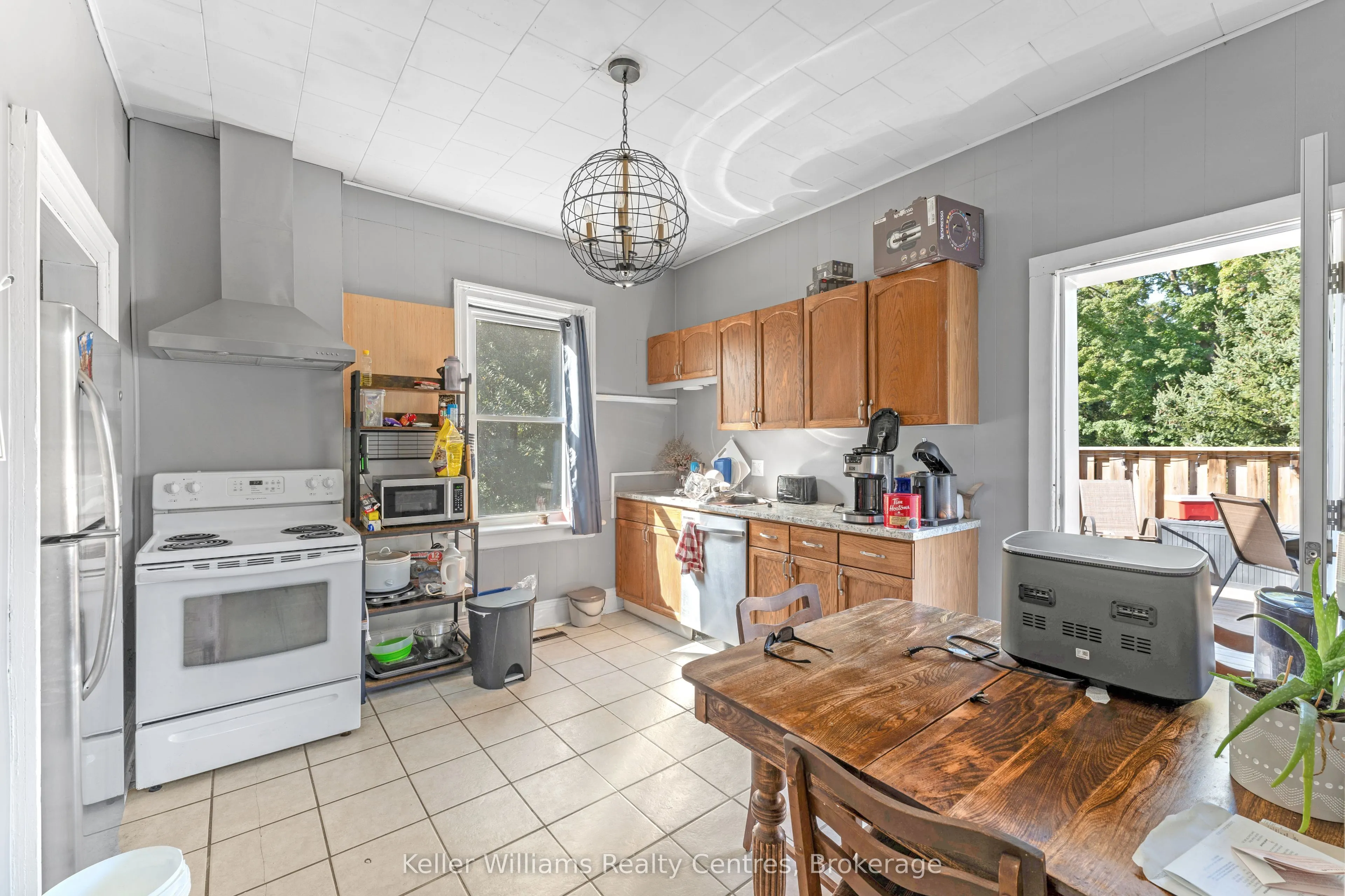 502 & 504 9th Street W