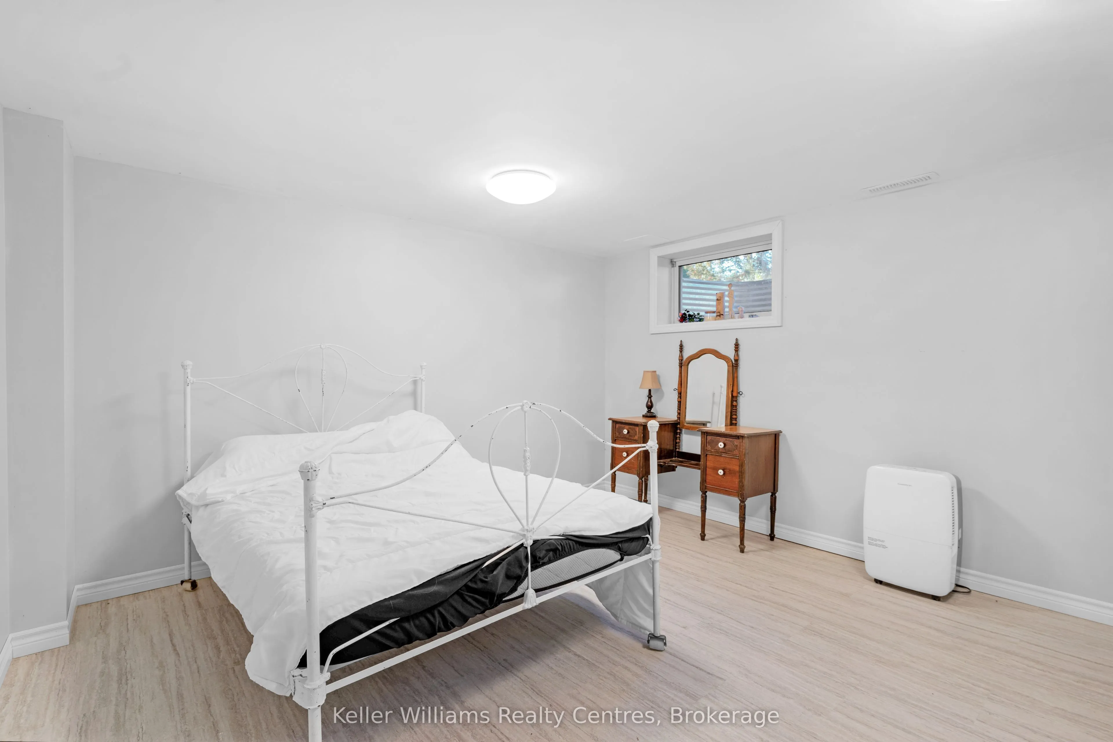 502 & 504 9th Street W