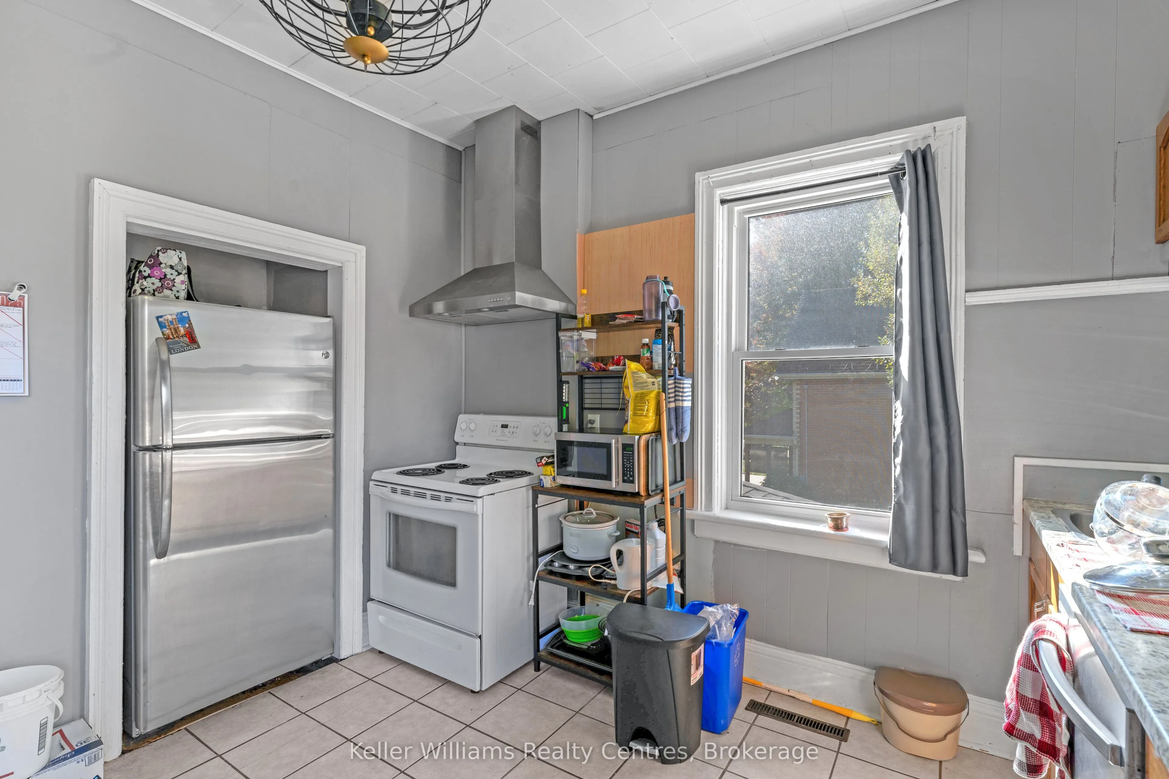 502 & 504 9th Street W