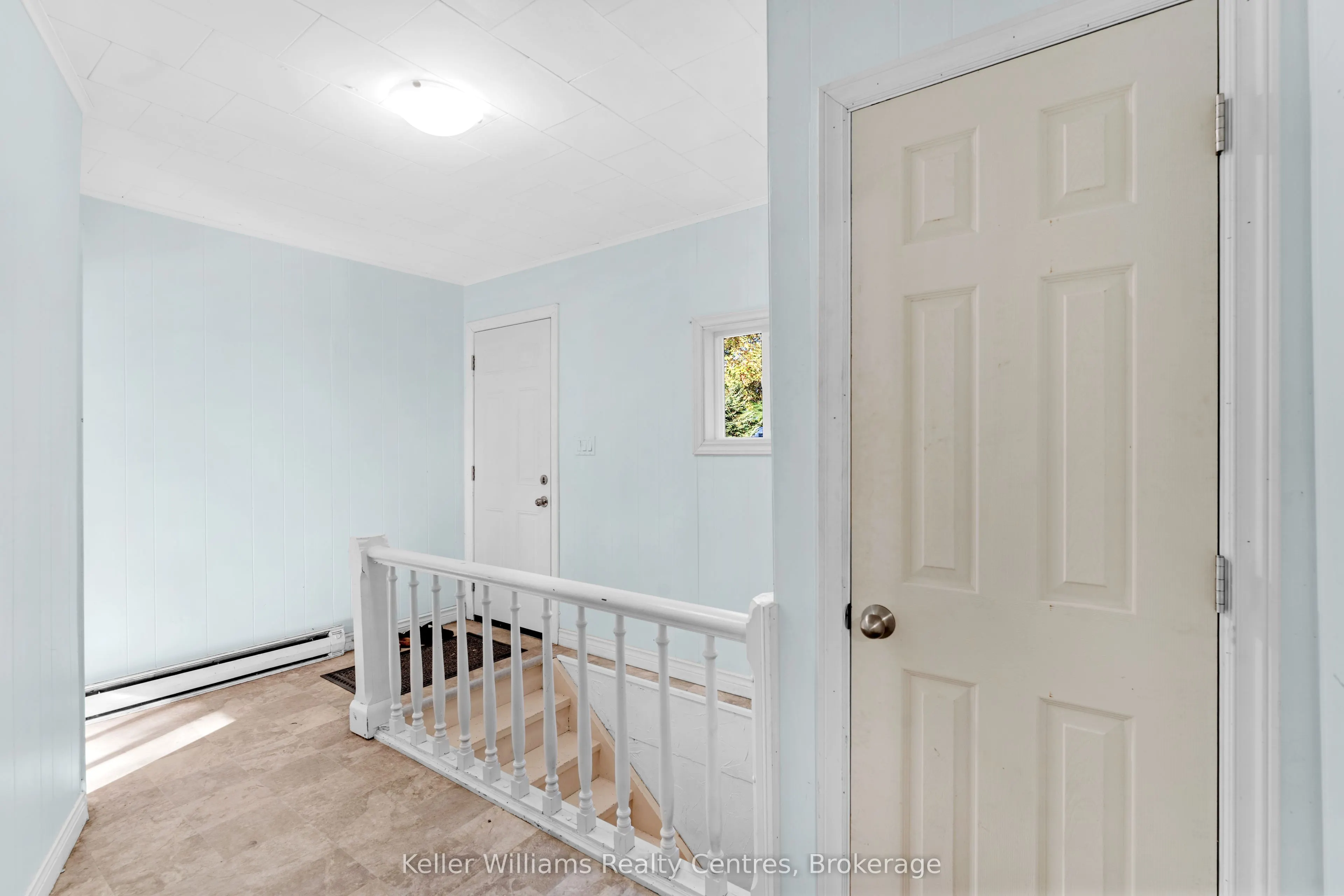 502 & 504 9th Street W