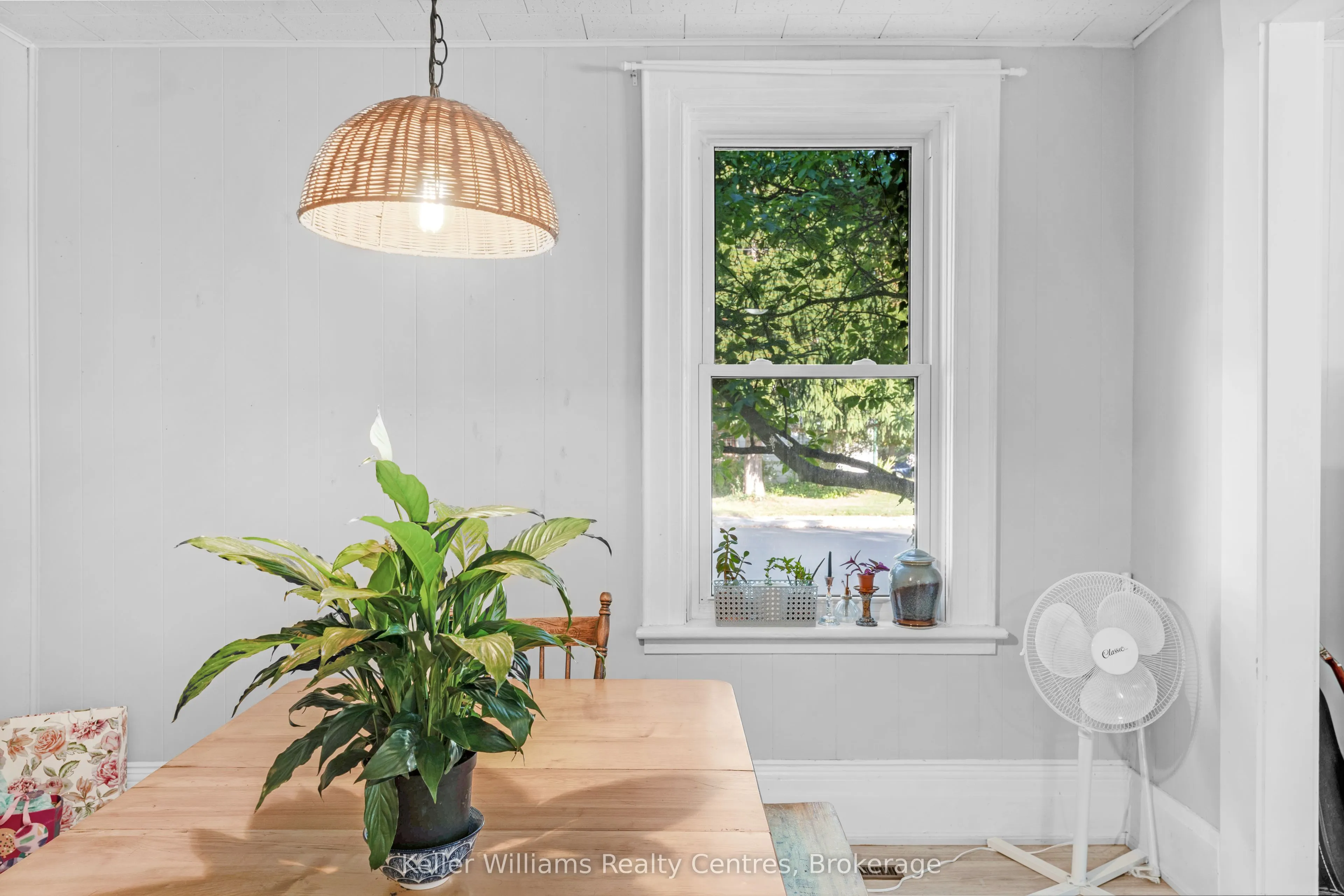 502 & 504 9th Street W