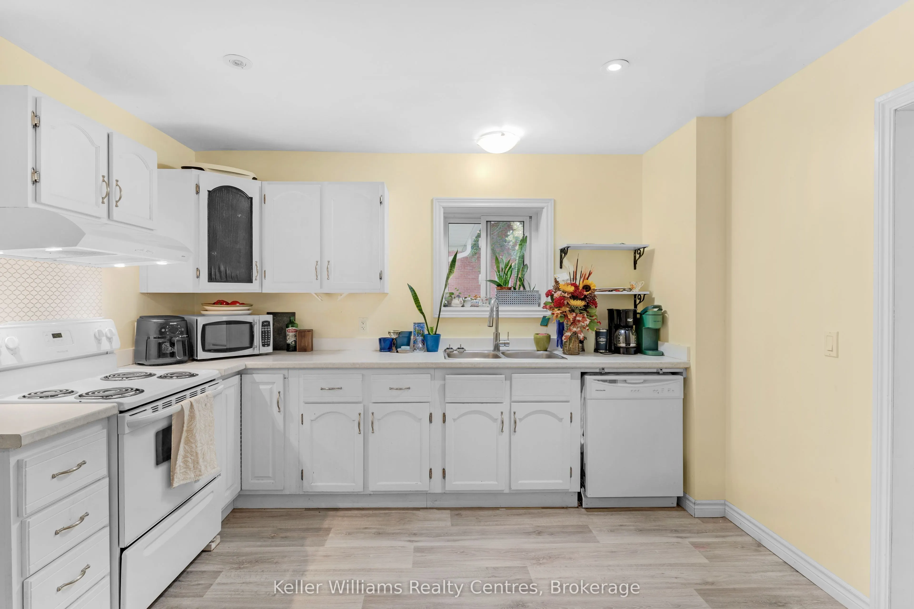 502 & 504 9th Street W