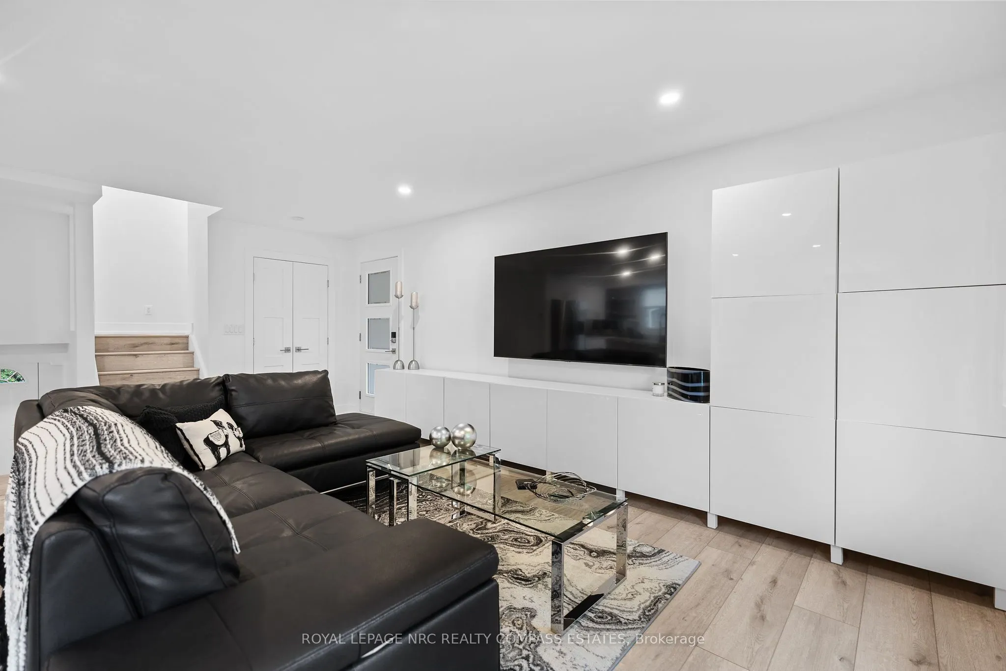 10 Belair Drive
