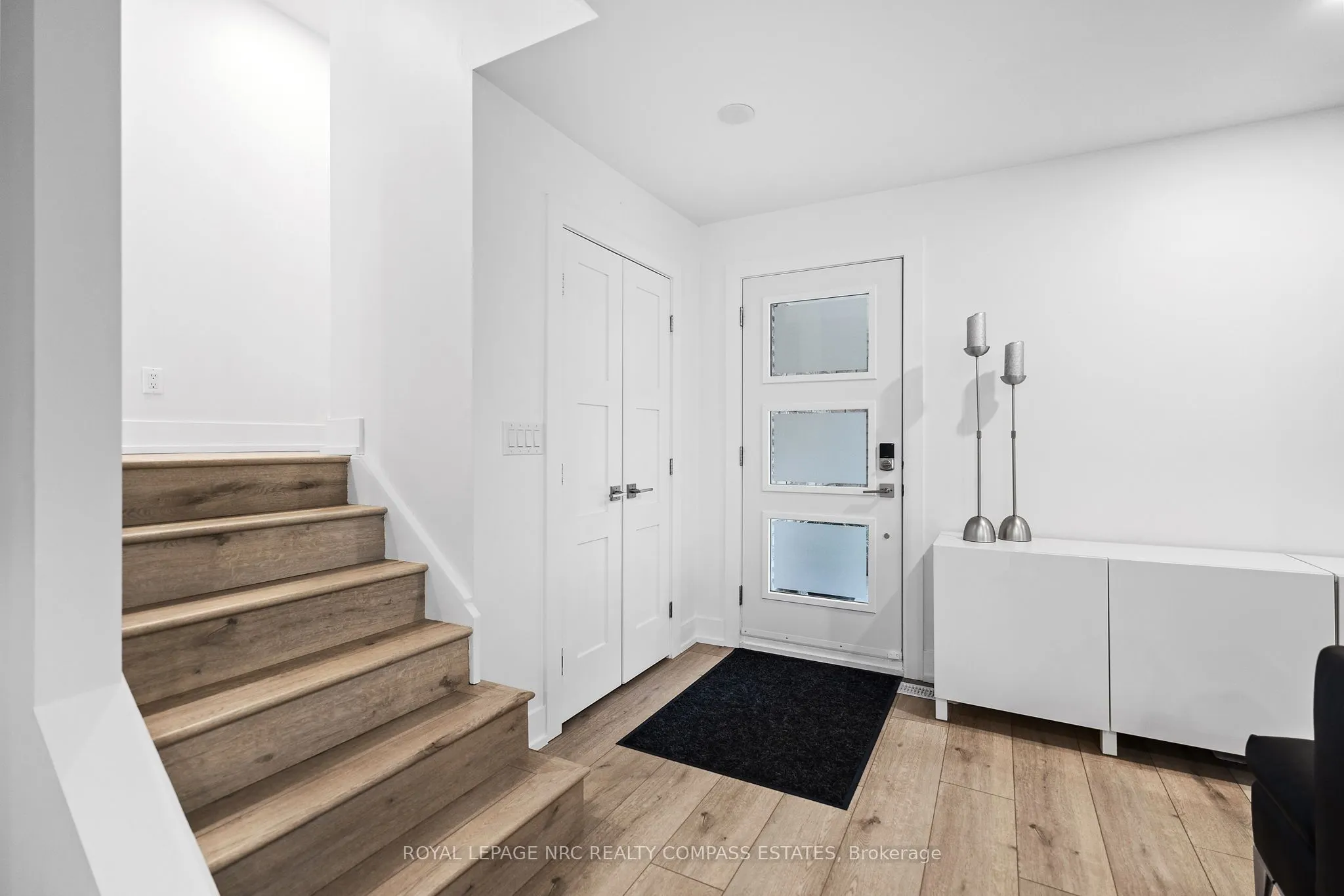 10 Belair Drive