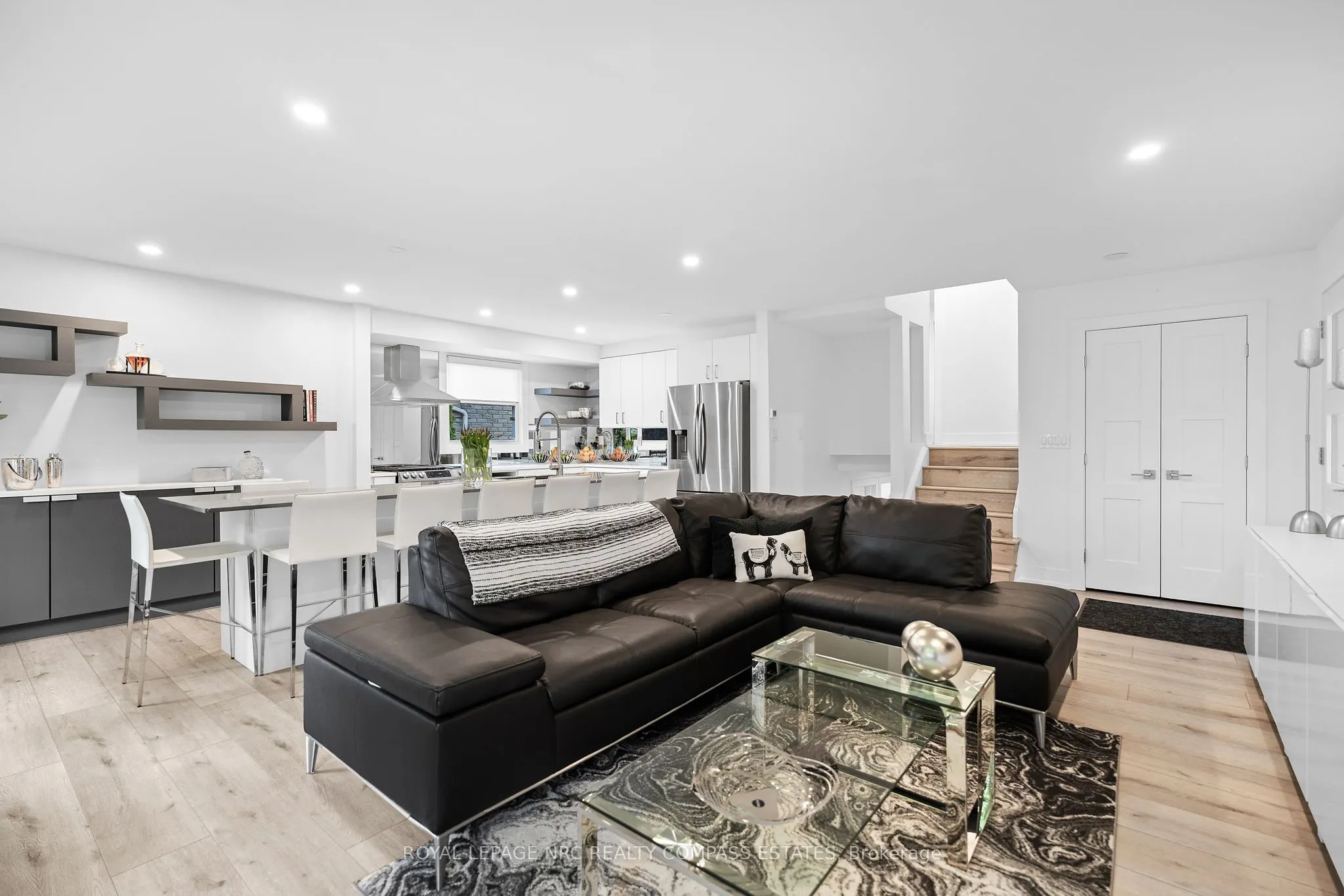 10 Belair Drive