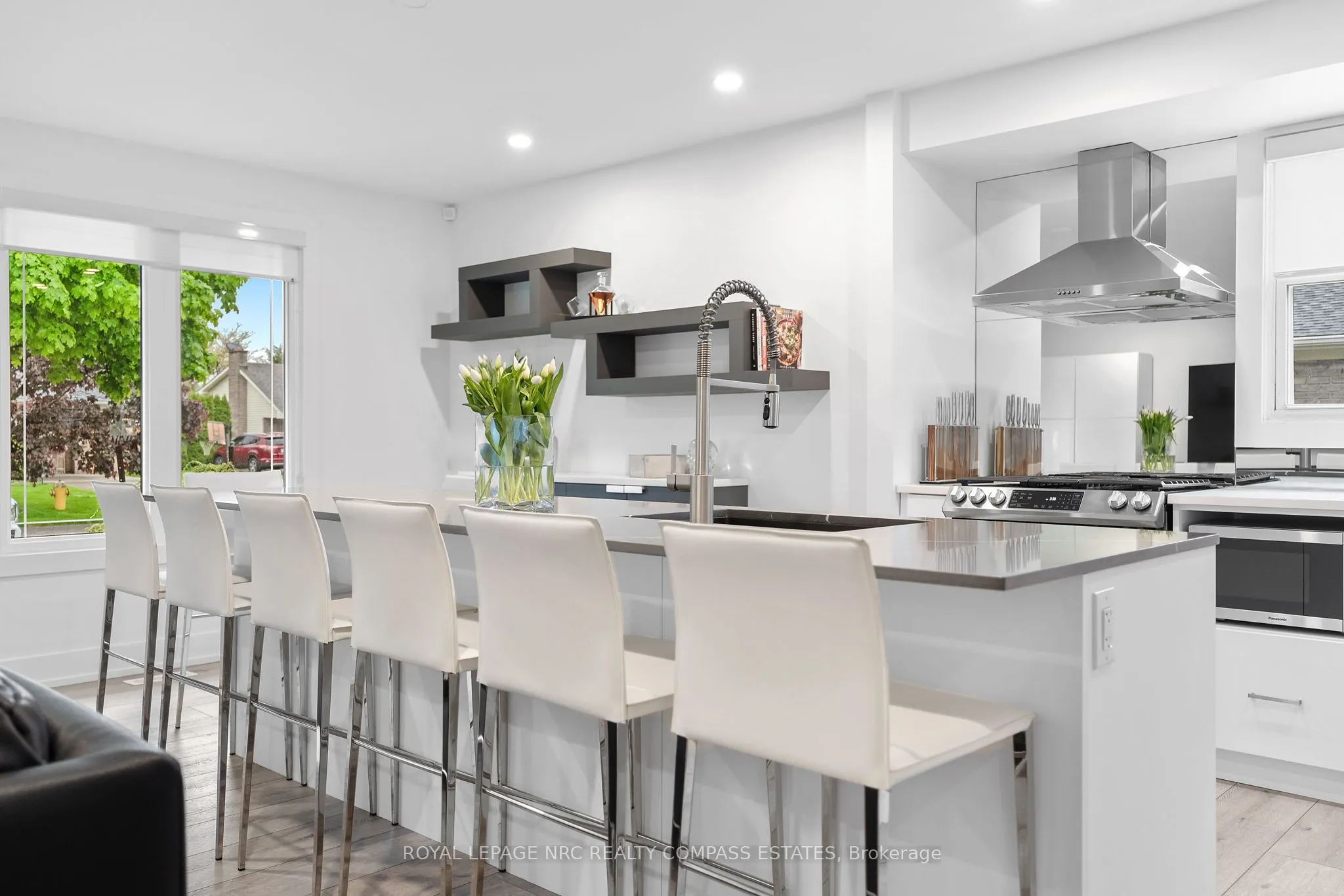 10 Belair Drive