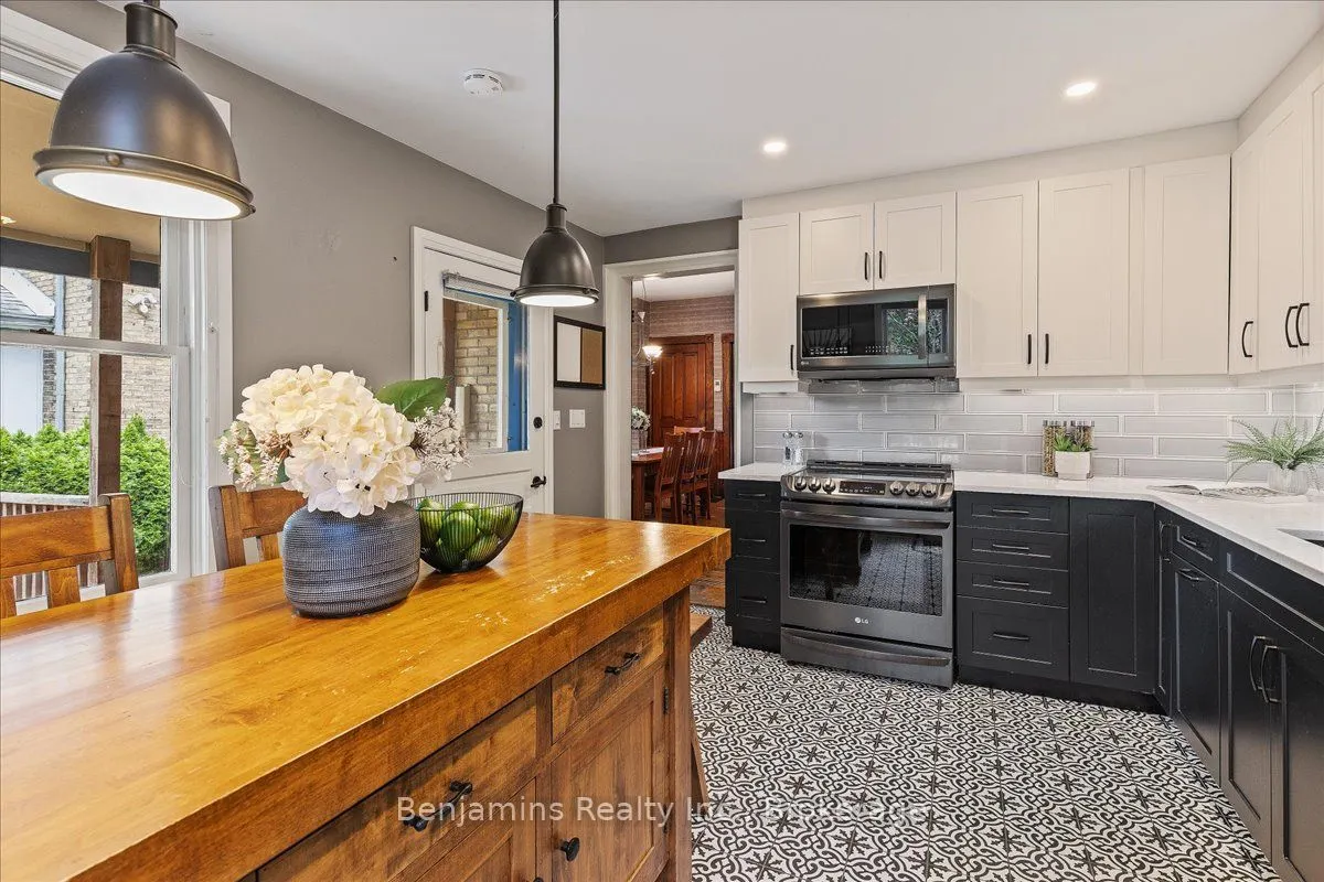 19 Richmond Avenue