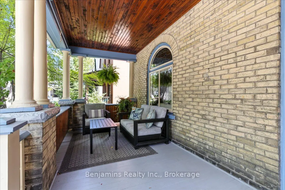 19 Richmond Avenue