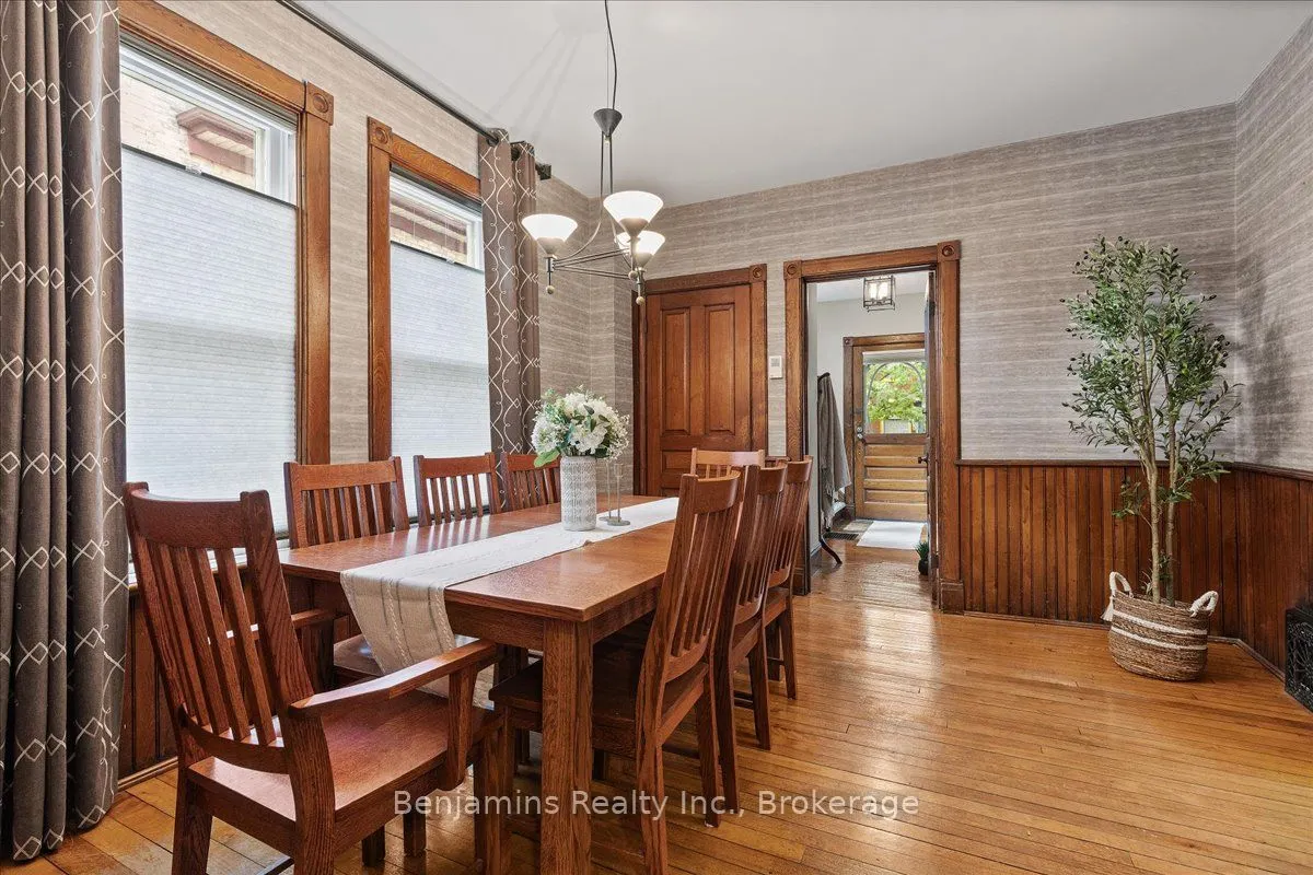 19 Richmond Avenue