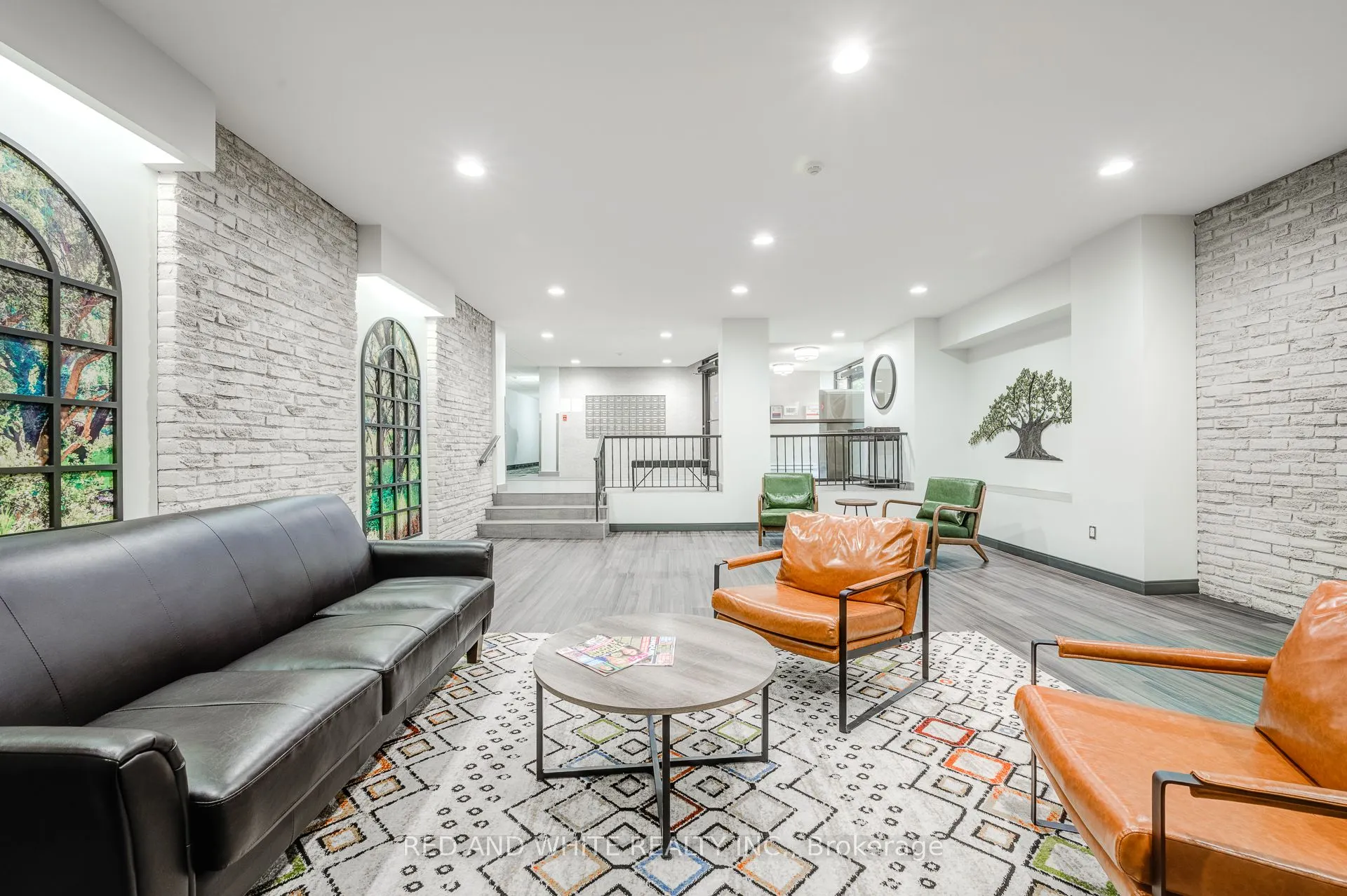 89 Westwood Road, #405