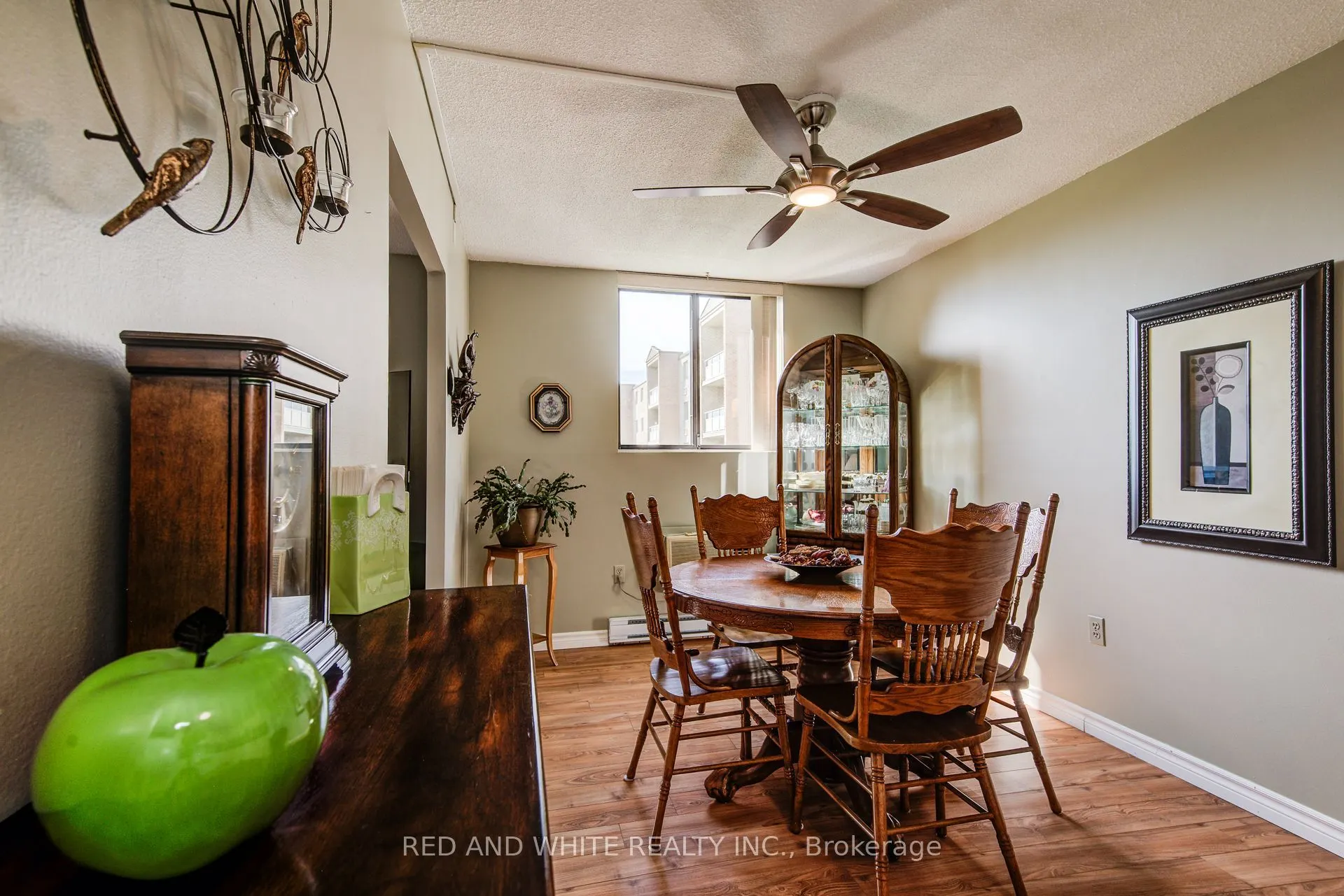 89 Westwood Road, #405