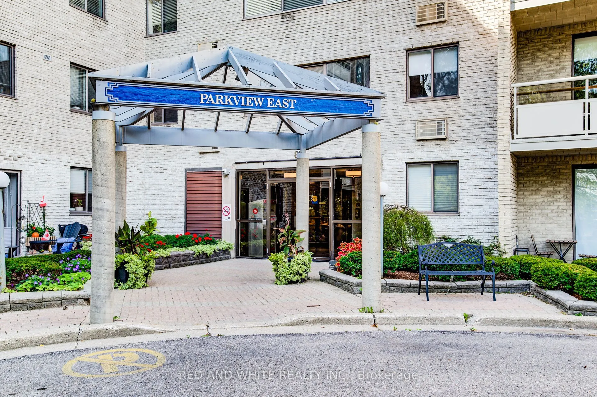 89 Westwood Road, #405