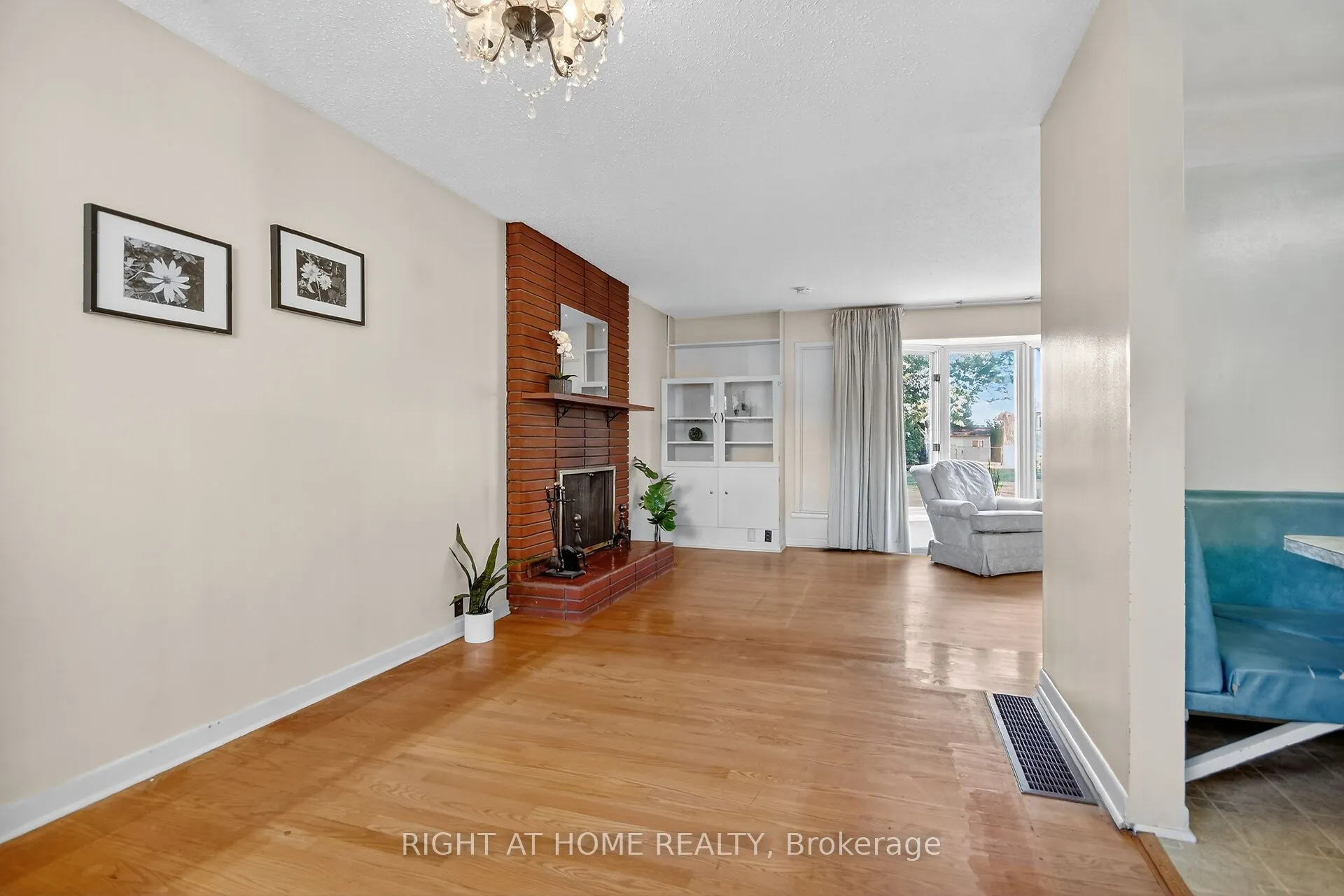 6 Higwood Drive