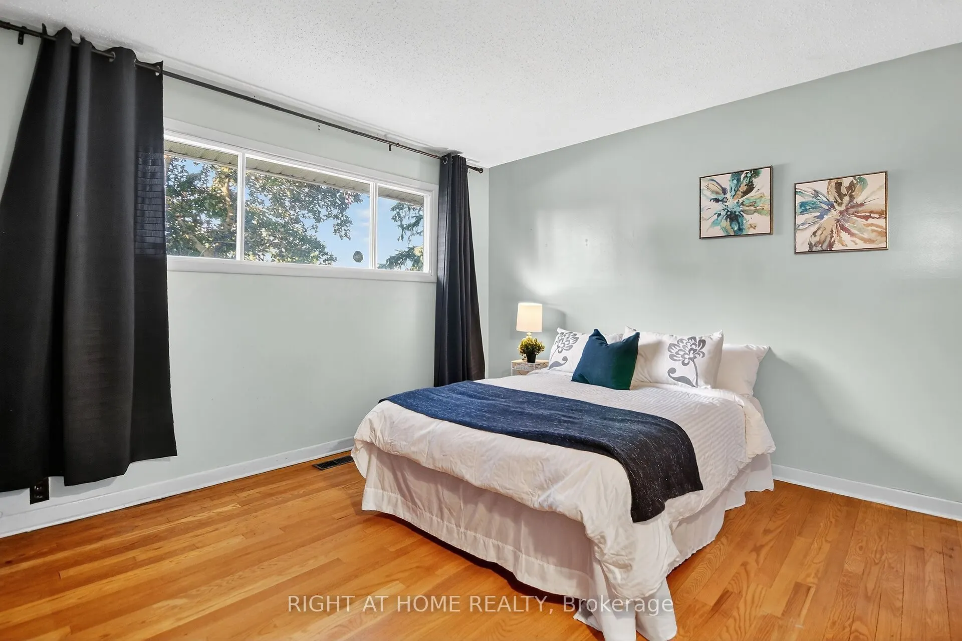 6 Higwood Drive