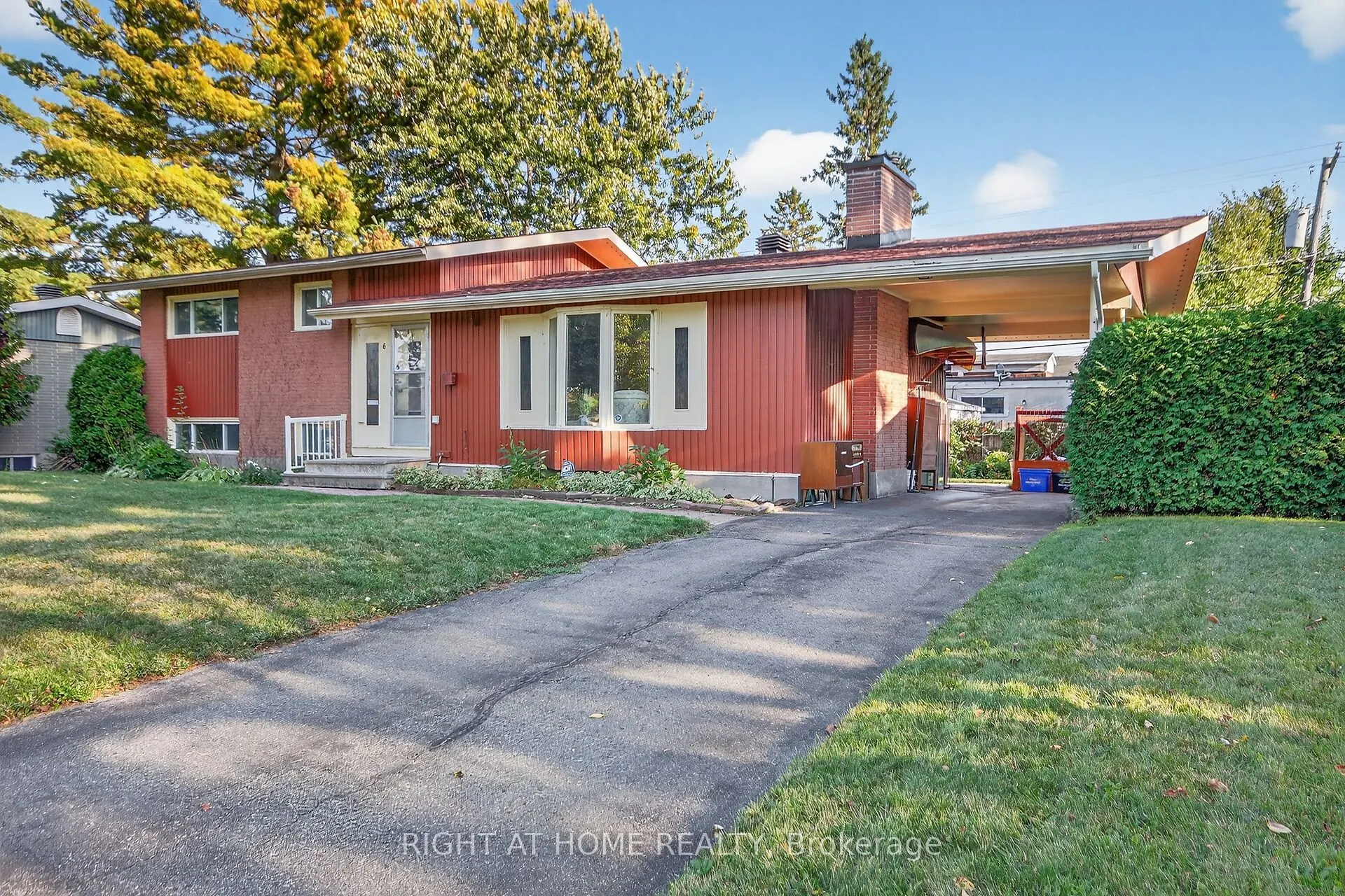6 Higwood Drive