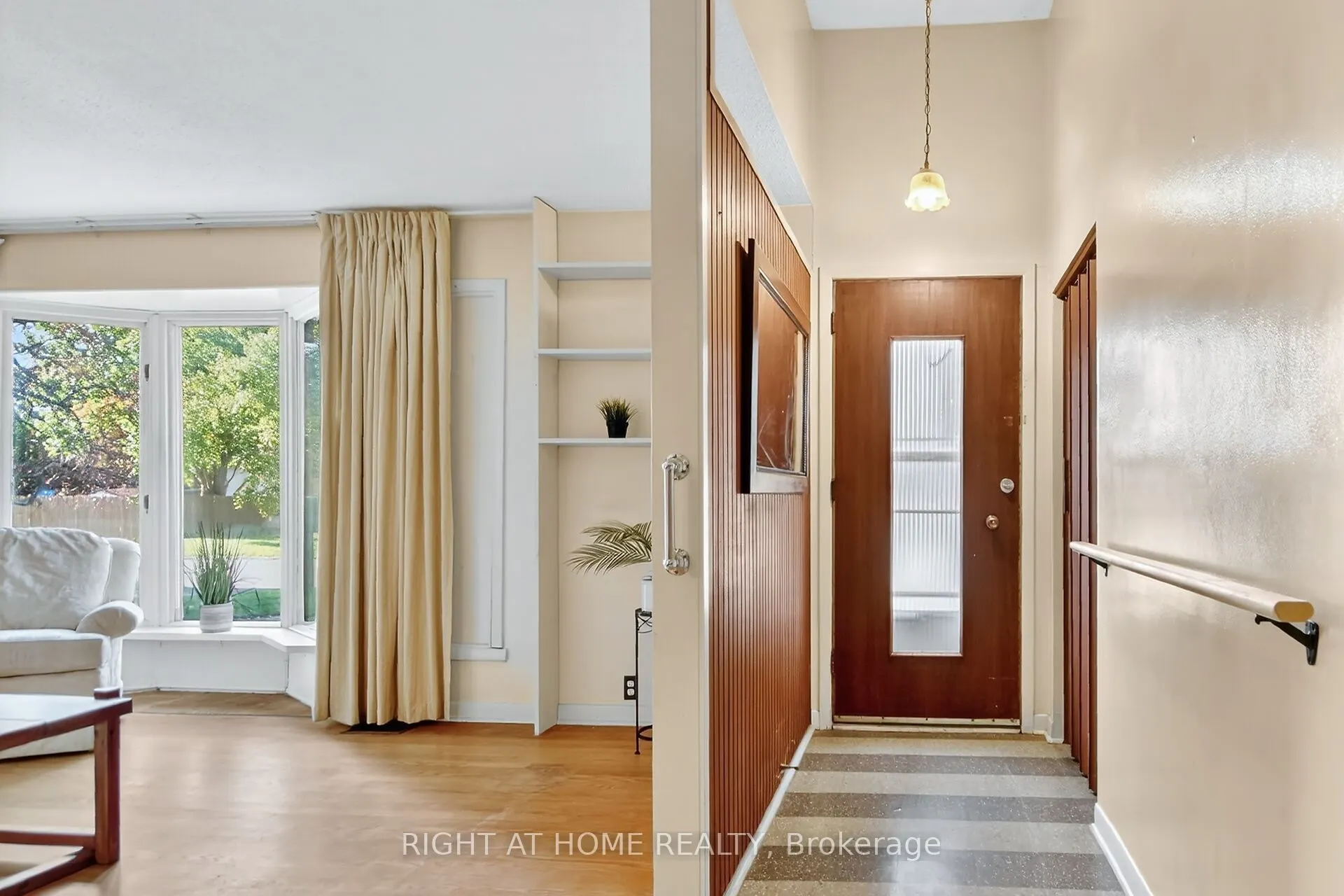 6 Higwood Drive
