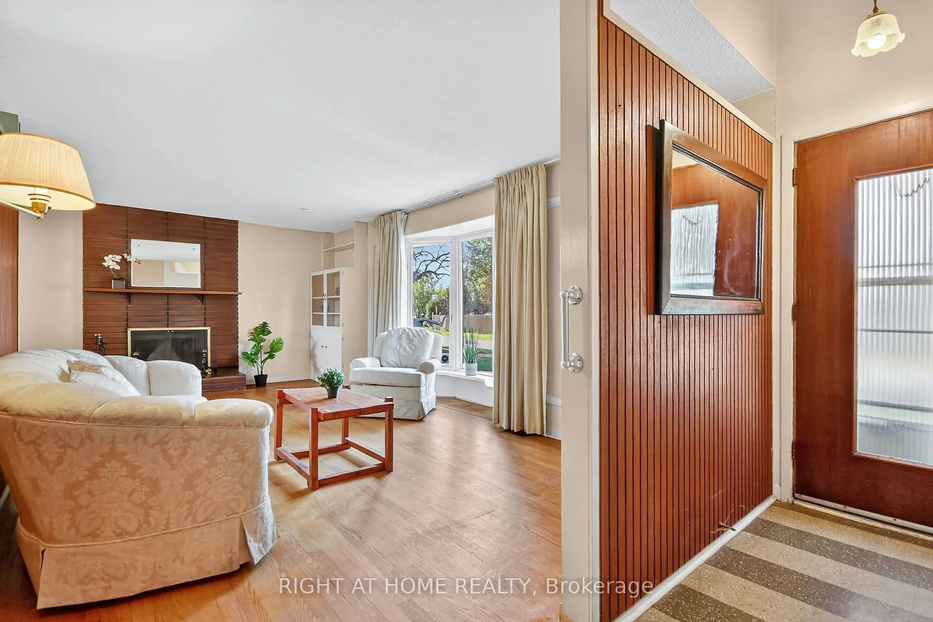 6 Higwood Drive