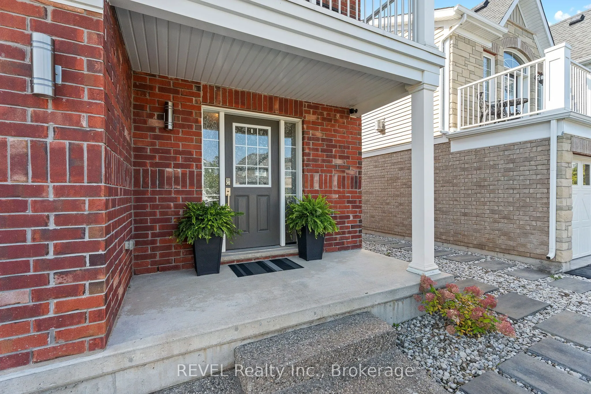 477 Silverwood Avenue