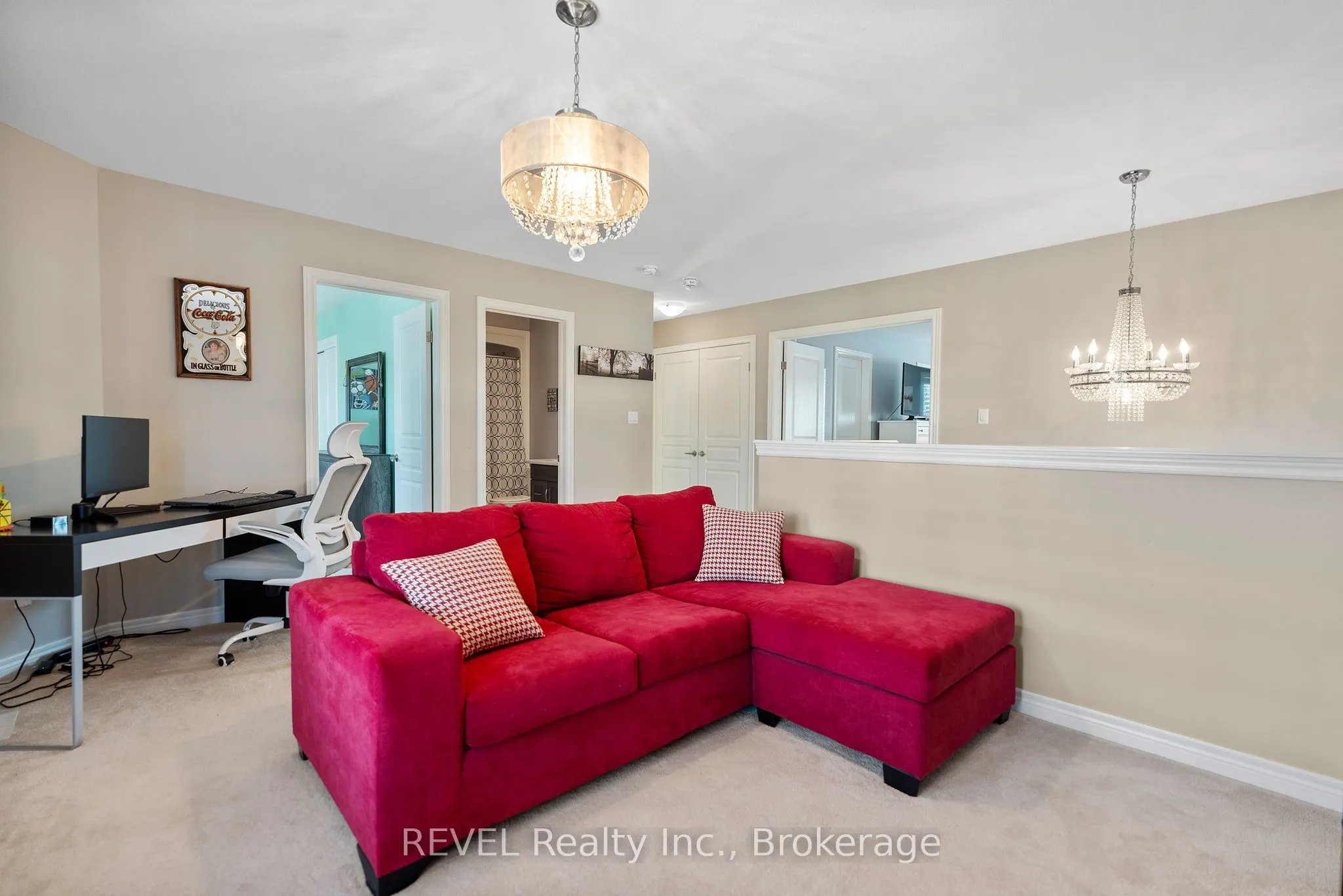 477 Silverwood Avenue