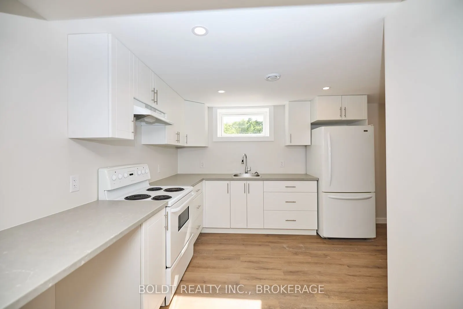 3305 Nineteenth Street