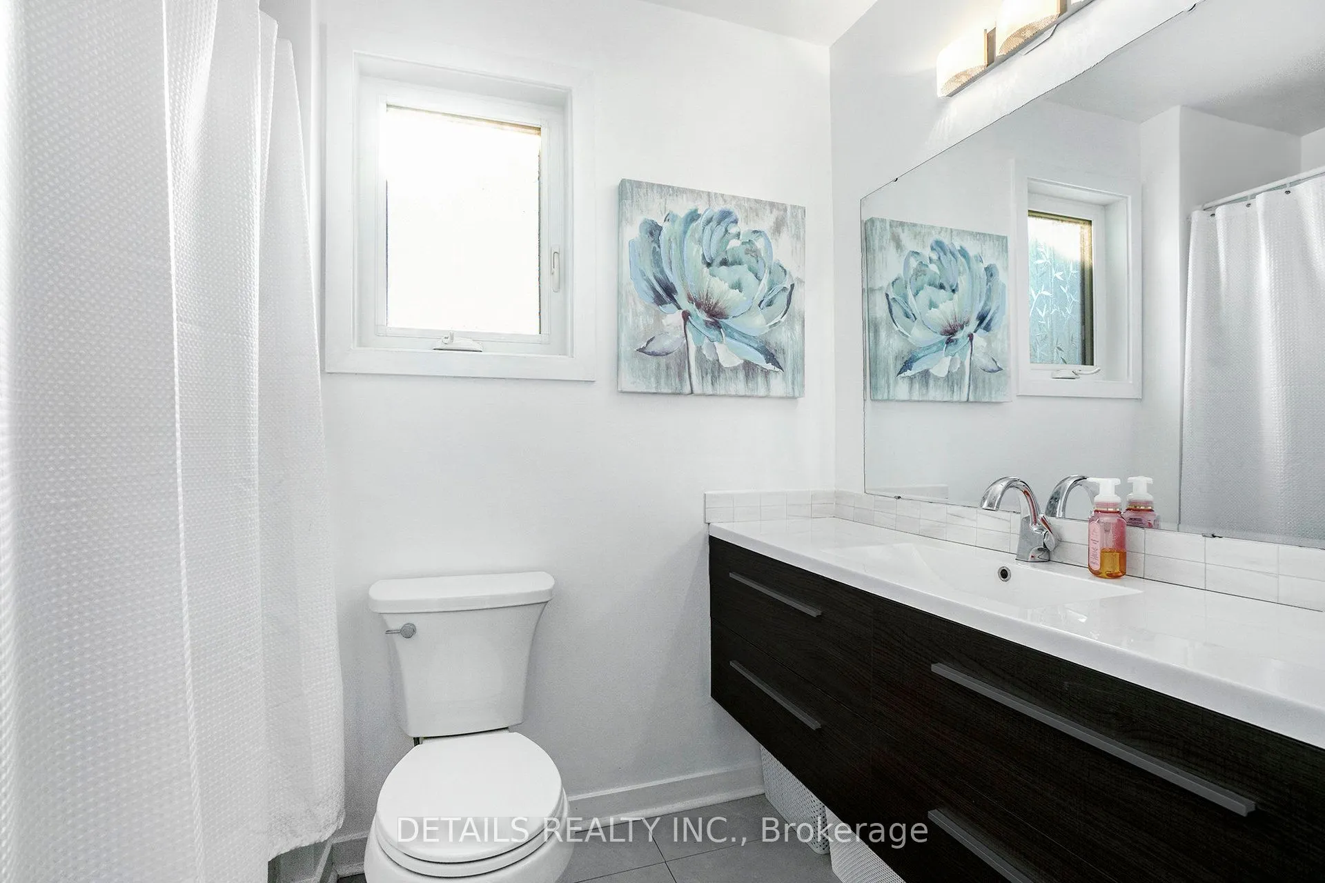13 Willowview Way