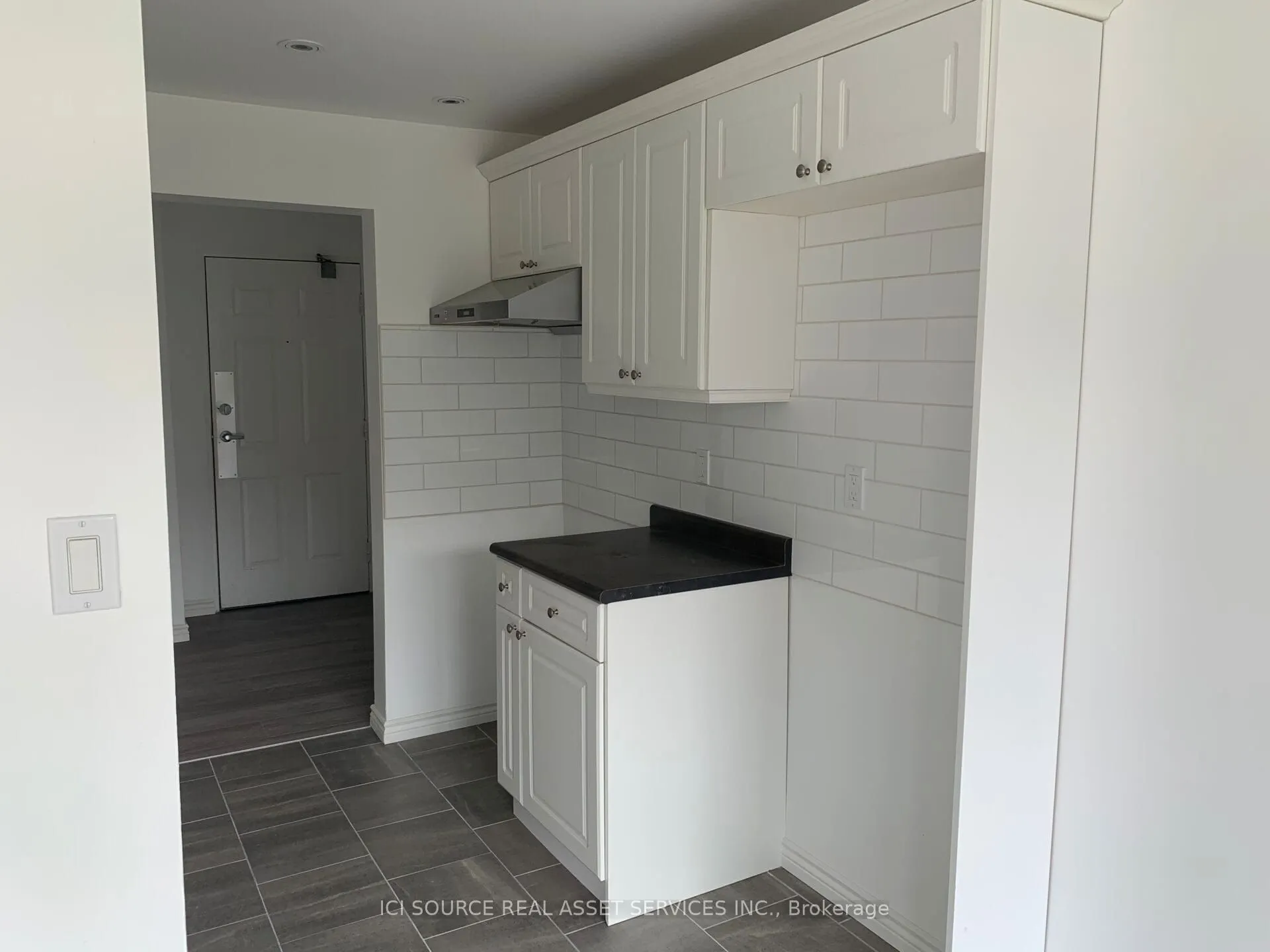 1445 Huron Street, #110