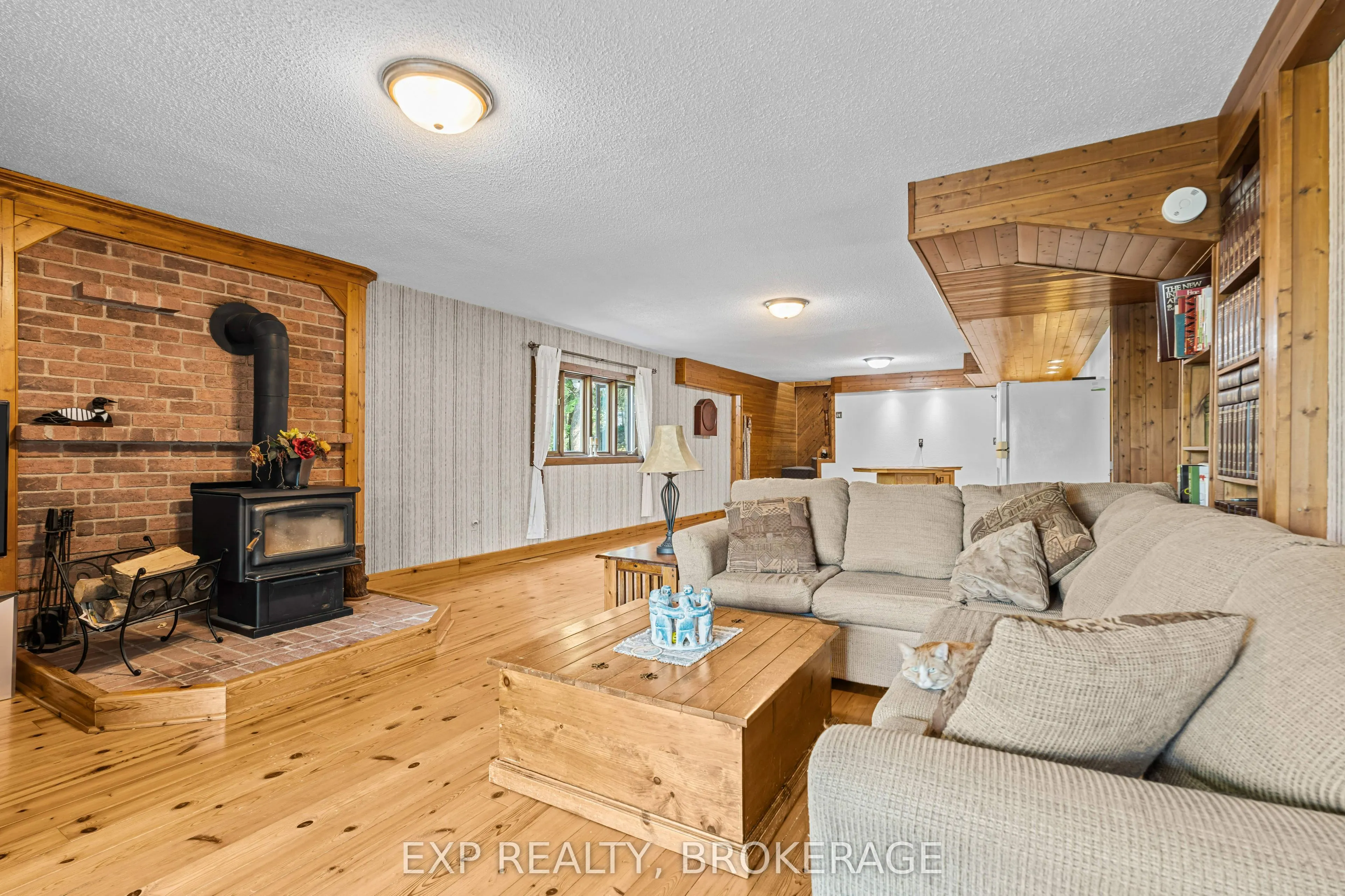 5525 RIDEAU Road