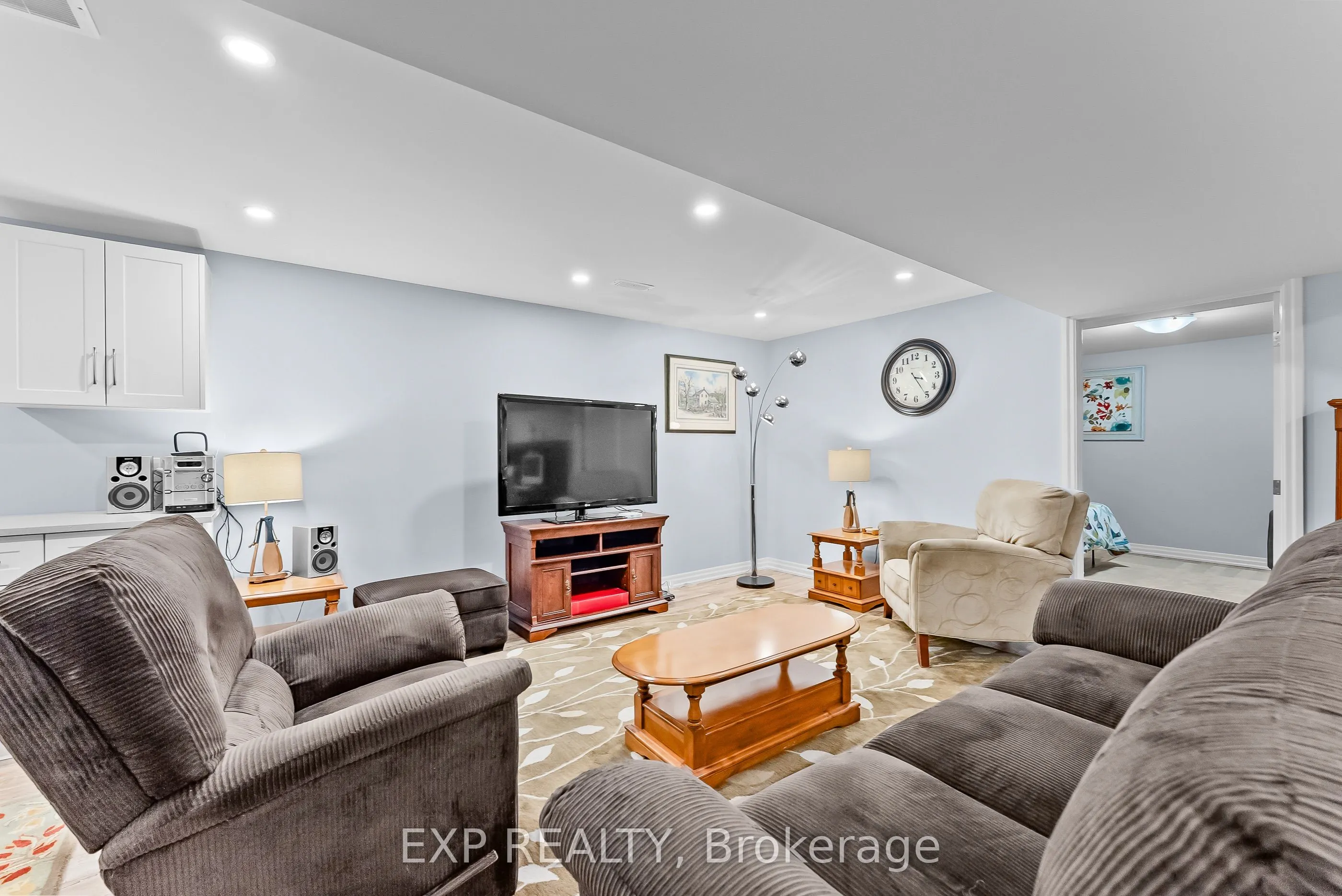 78 Angela Crescent