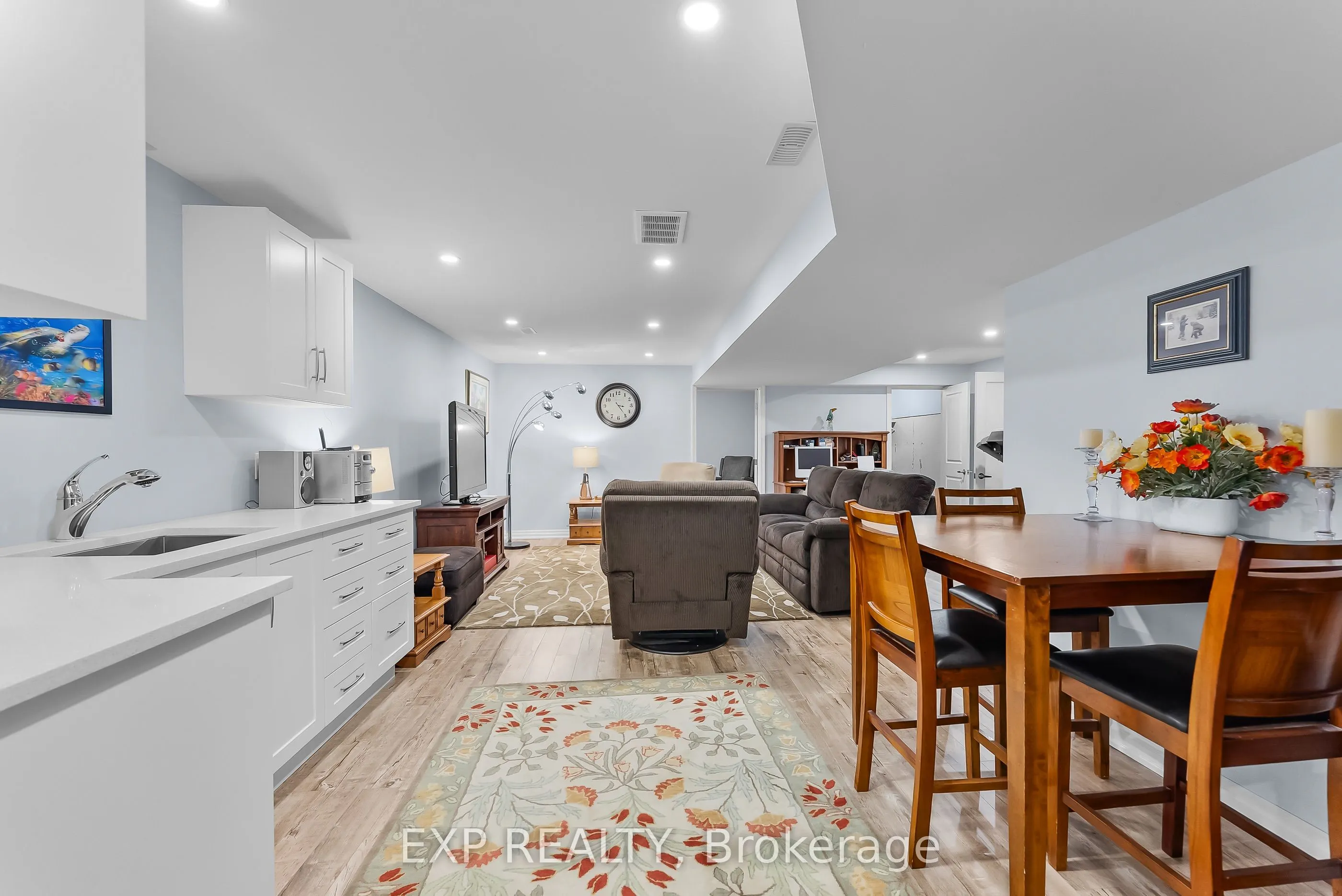 78 Angela Crescent