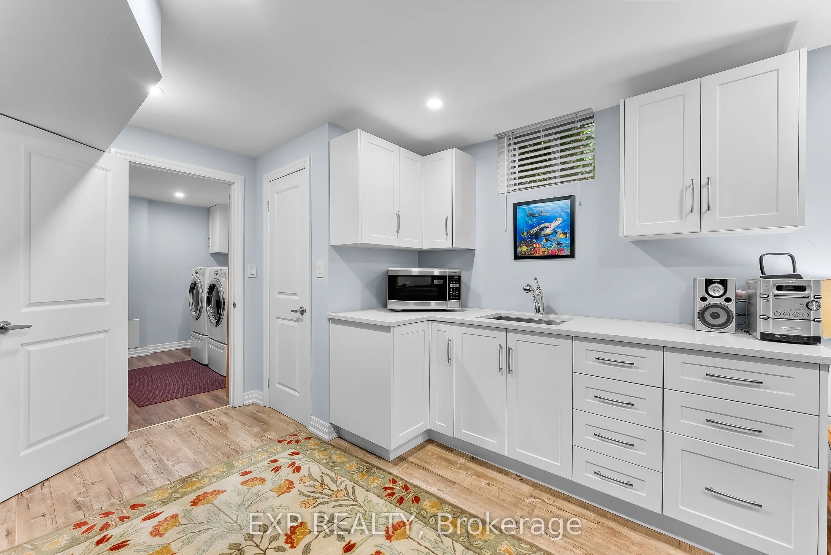 78 Angela Crescent